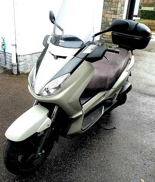 Yamaha X-Max 250 - foto 2