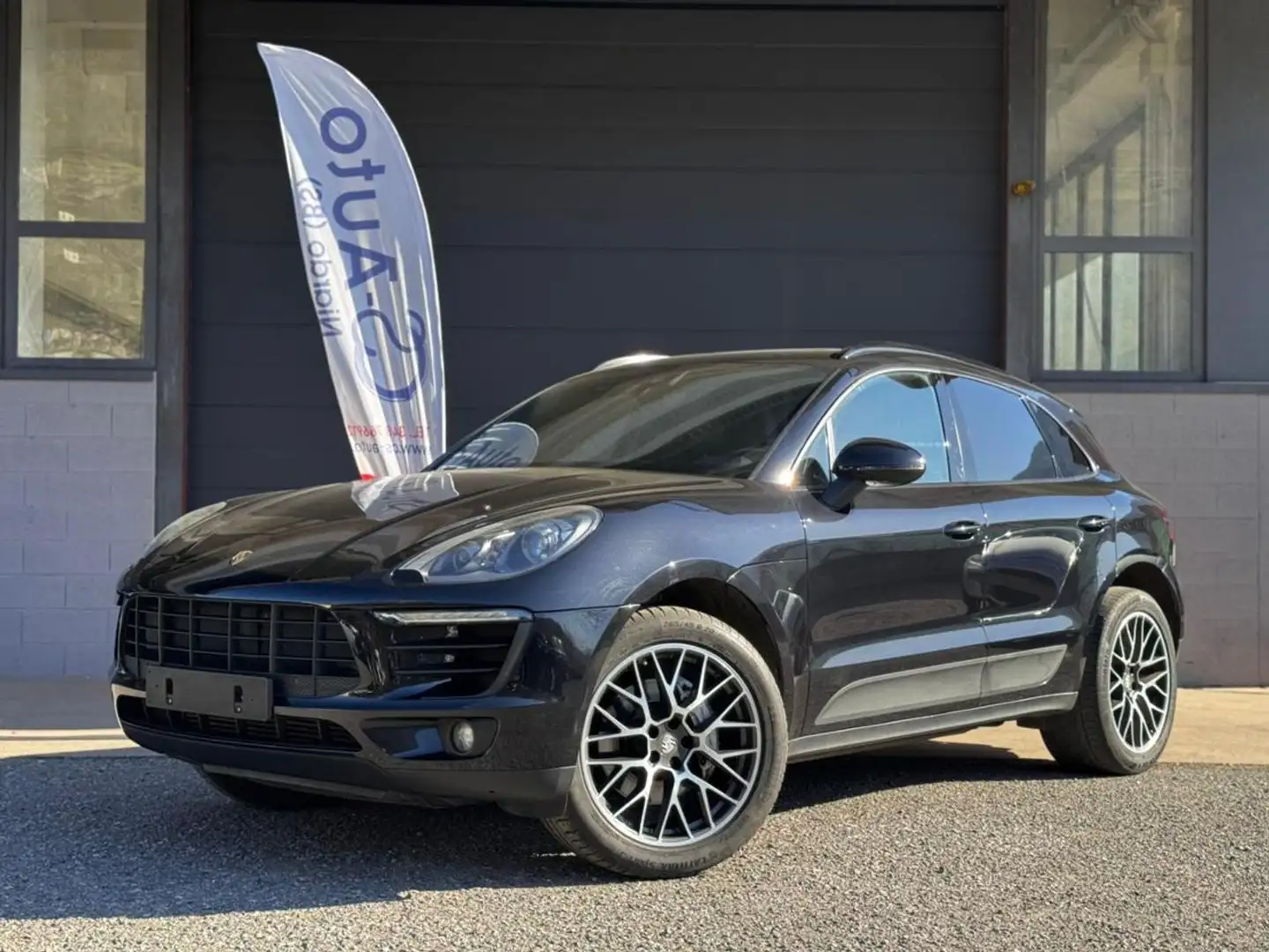 Porsche Macan 3.0 S Diesel Zwart - 1