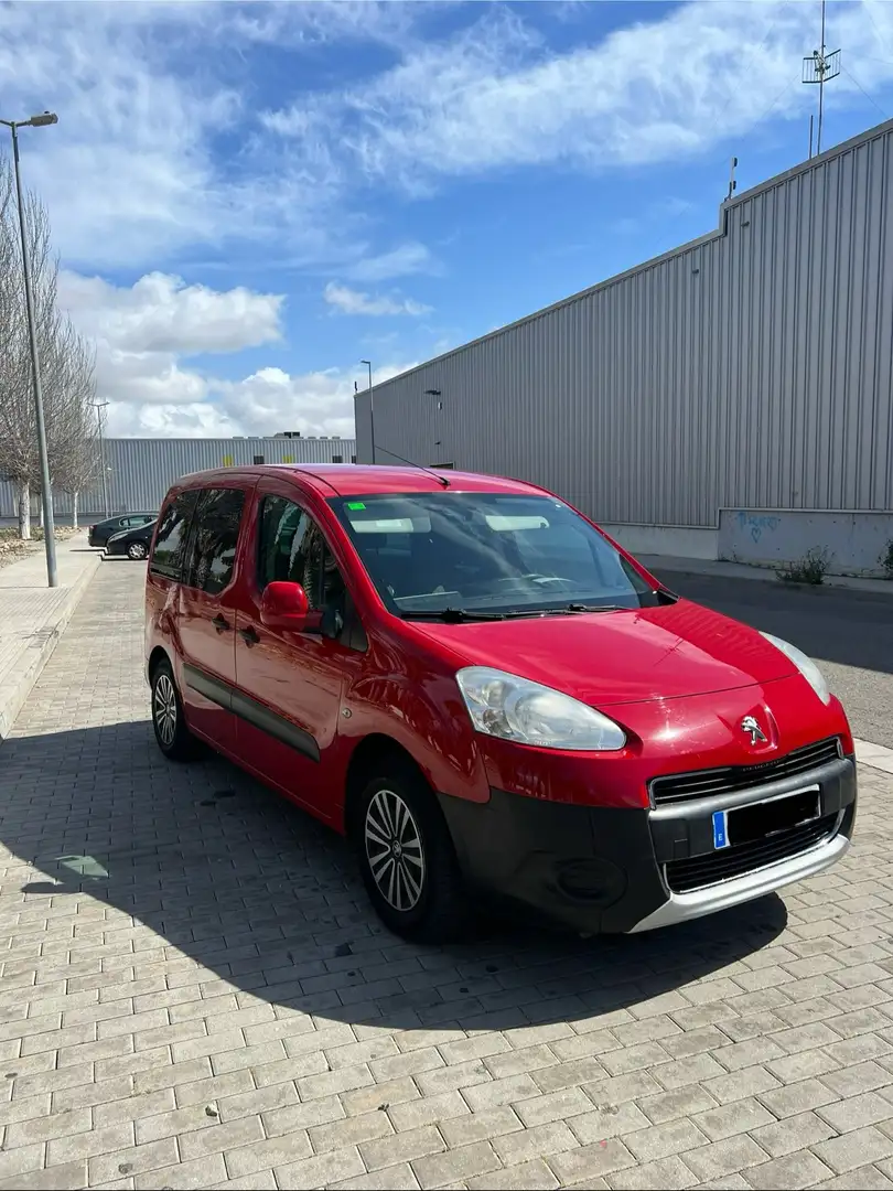 Peugeot Partner Tepee 1.6HDI Access (N1) Rojo - 1