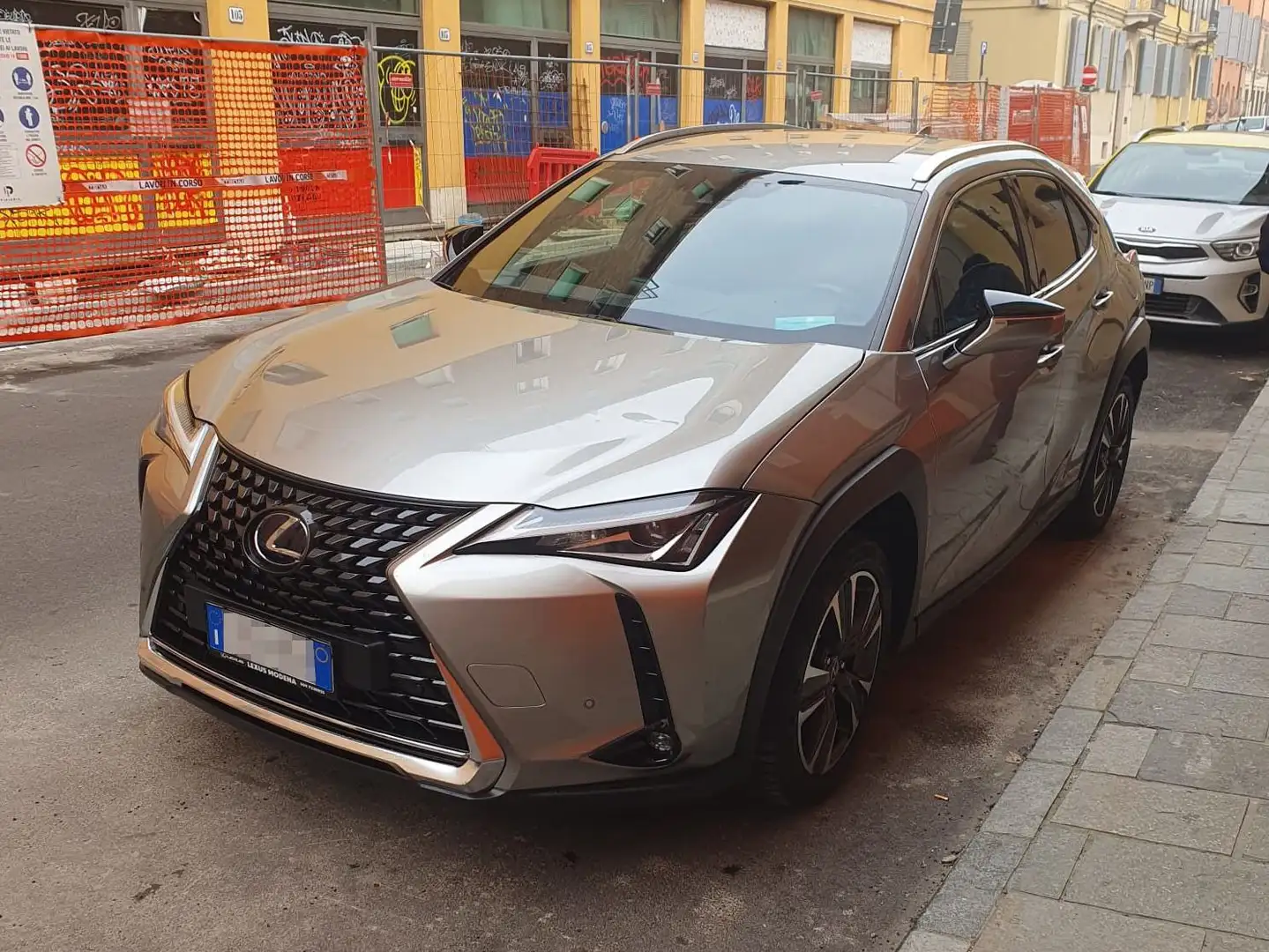 Lexus UX 250h UX+2019+250h+2.0+Executive+4wd+cvt - 2