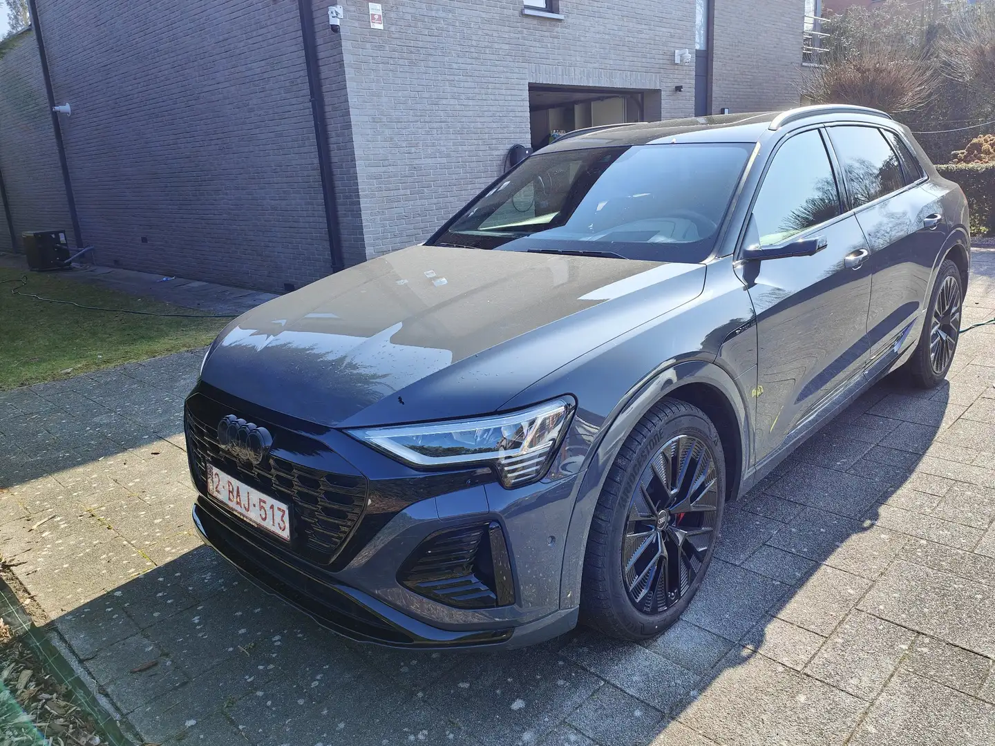 Audi Q8 e-tron 55 quattro S line - €970/renting - 1