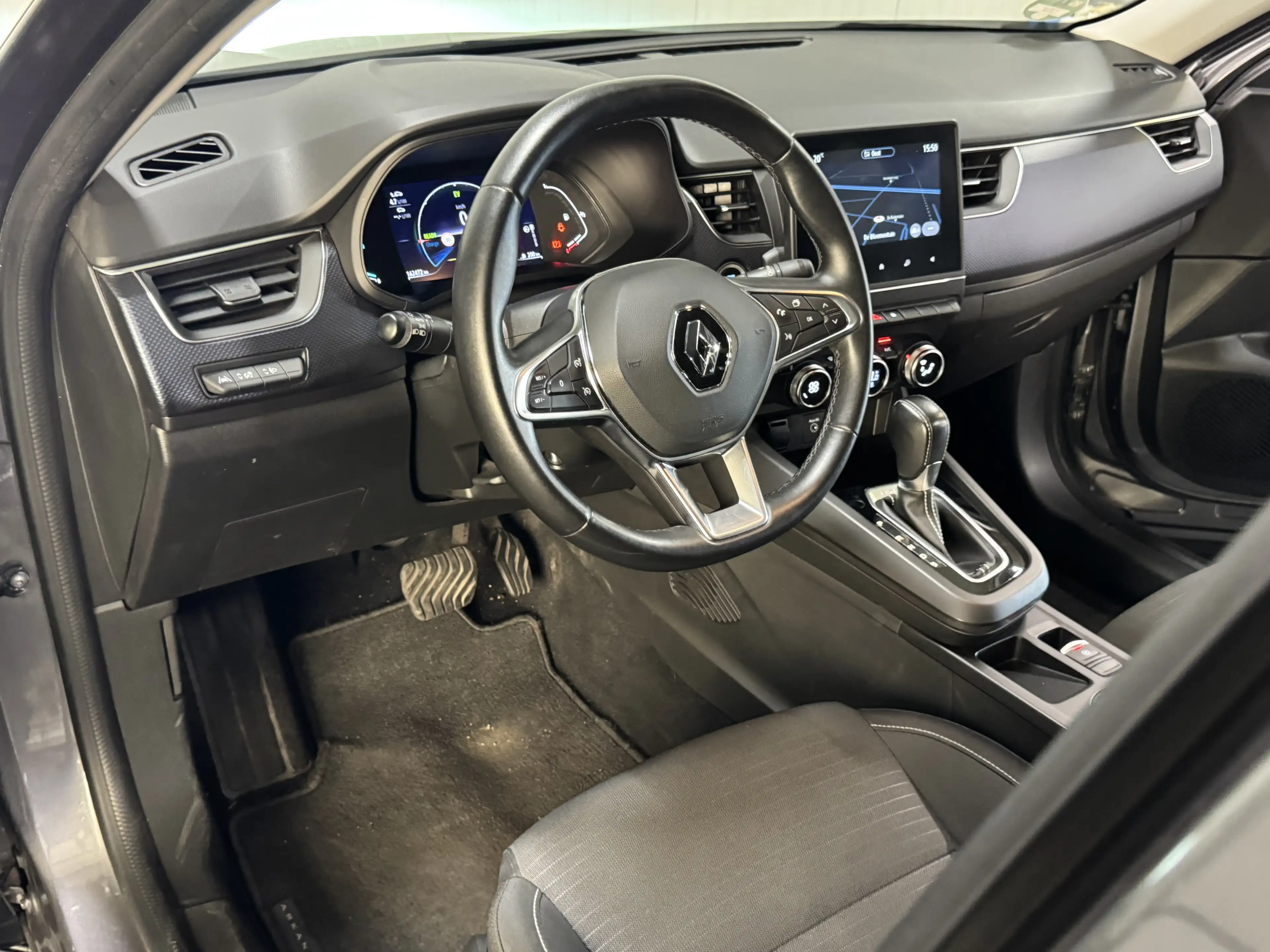 Renault Arkana 1.6 E-Tech Hybrid 145 Zen SOH 93% | Navi | Camera — photo 22