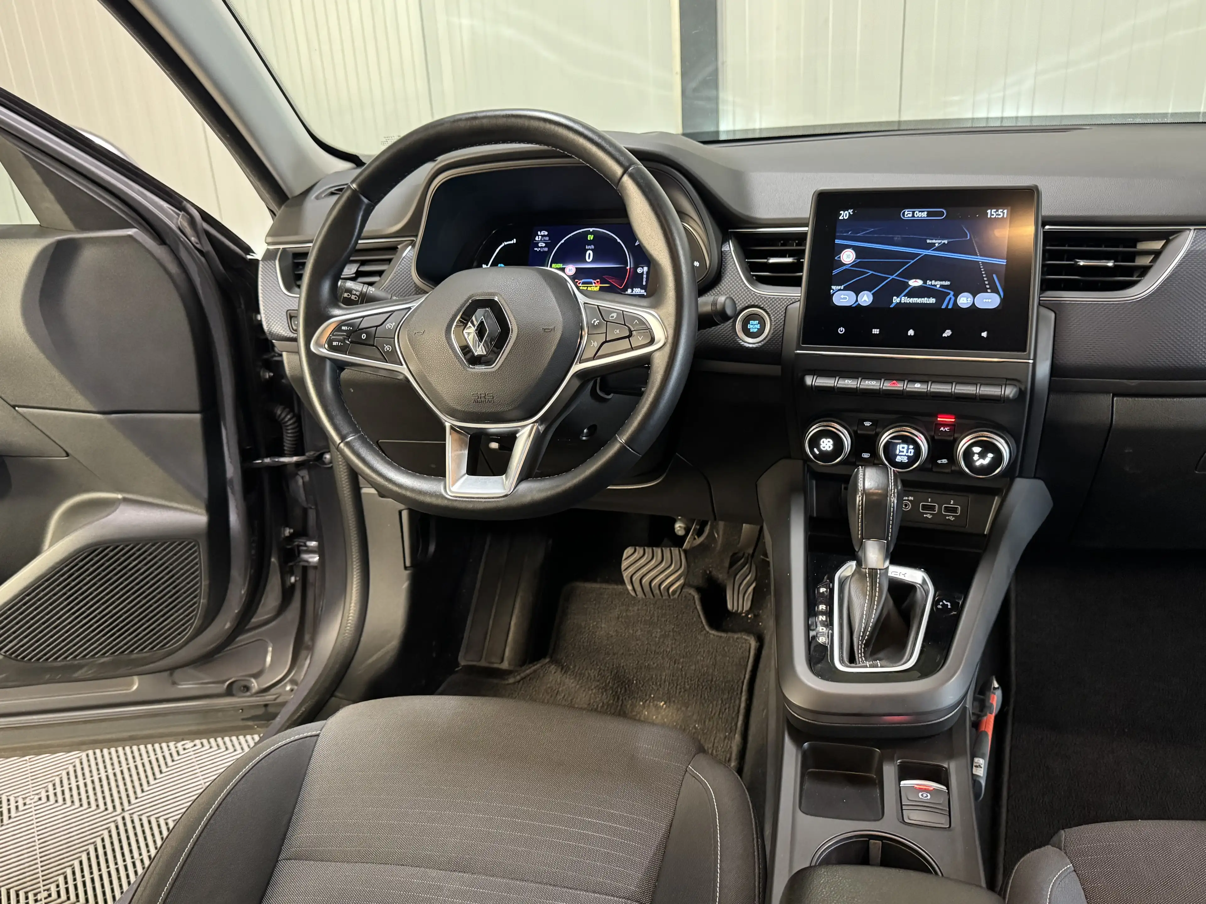 Renault Arkana 1.6 E-Tech Hybrid 145 Zen SOH 93% | Navi | Camera — photo 3