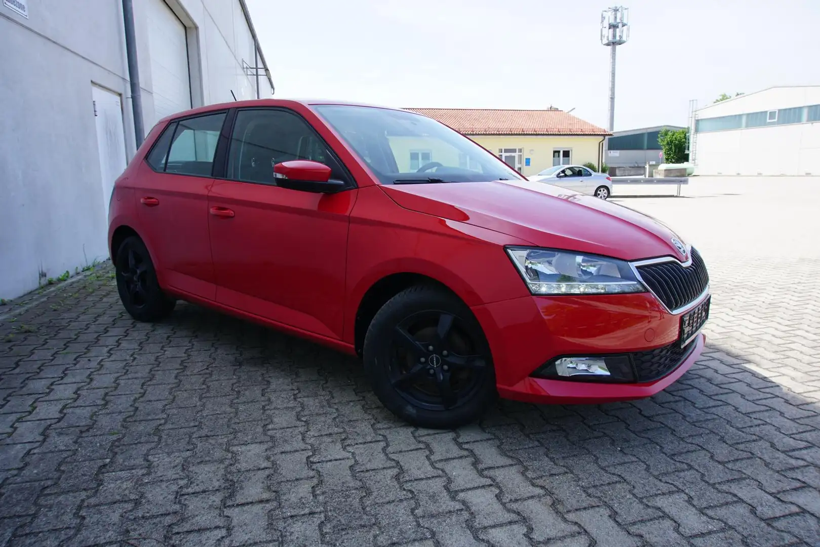 Skoda Fabia 1.0TSI Ambition SHZ PDC Freisprech Alu Rot - 1