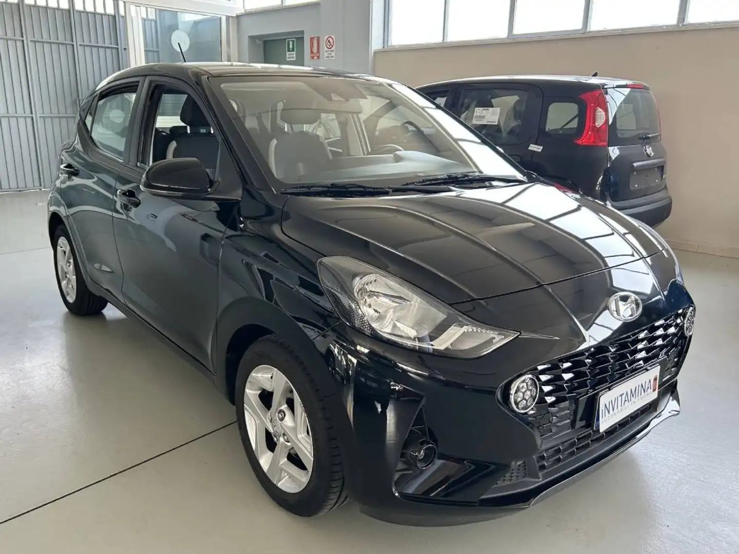 Hyundai i10 1.0 mpi Tech Connect Pack Nero - 1