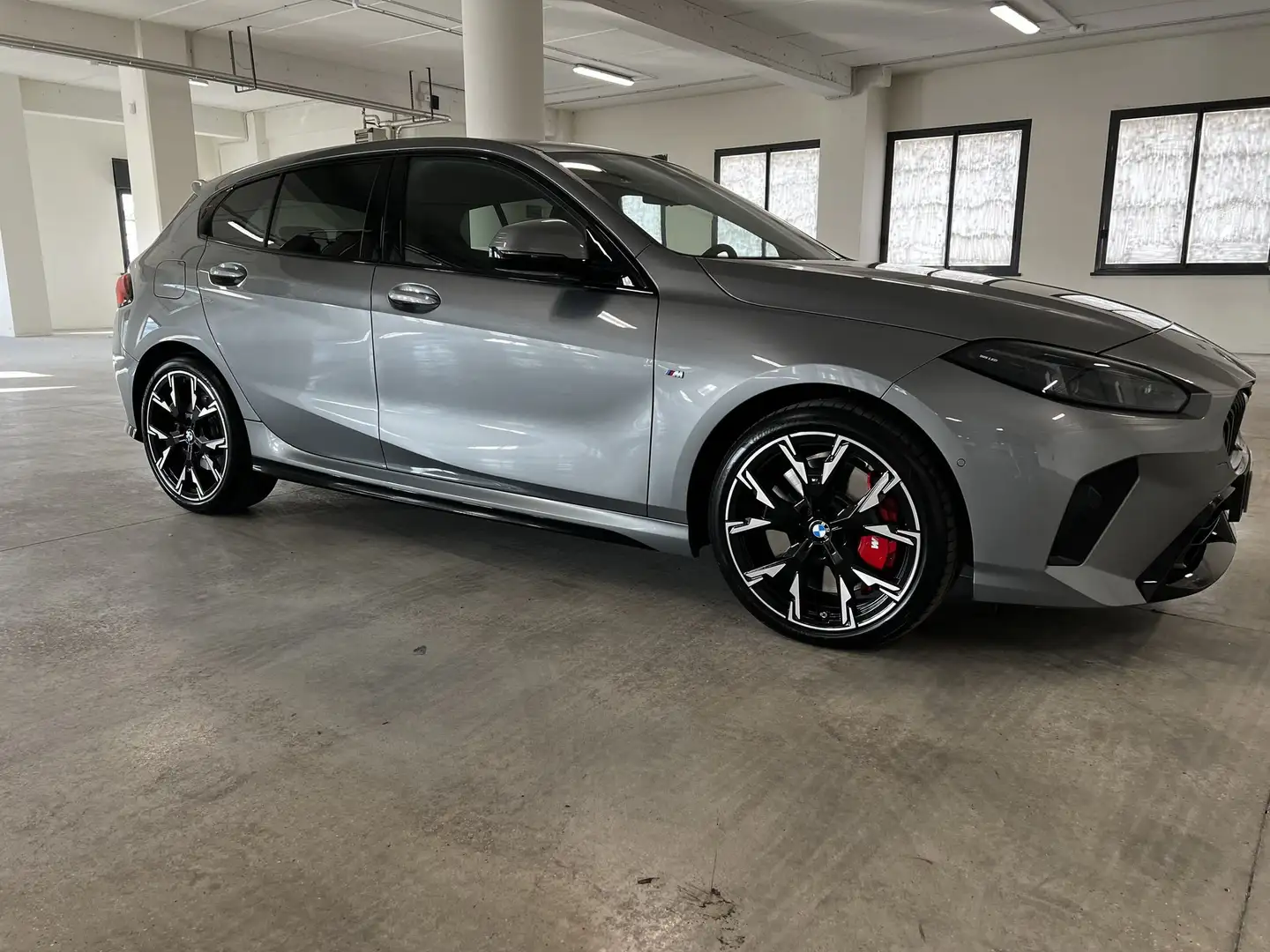 BMW 120 F70 120d 48V MSport Pro auto Gris - 1