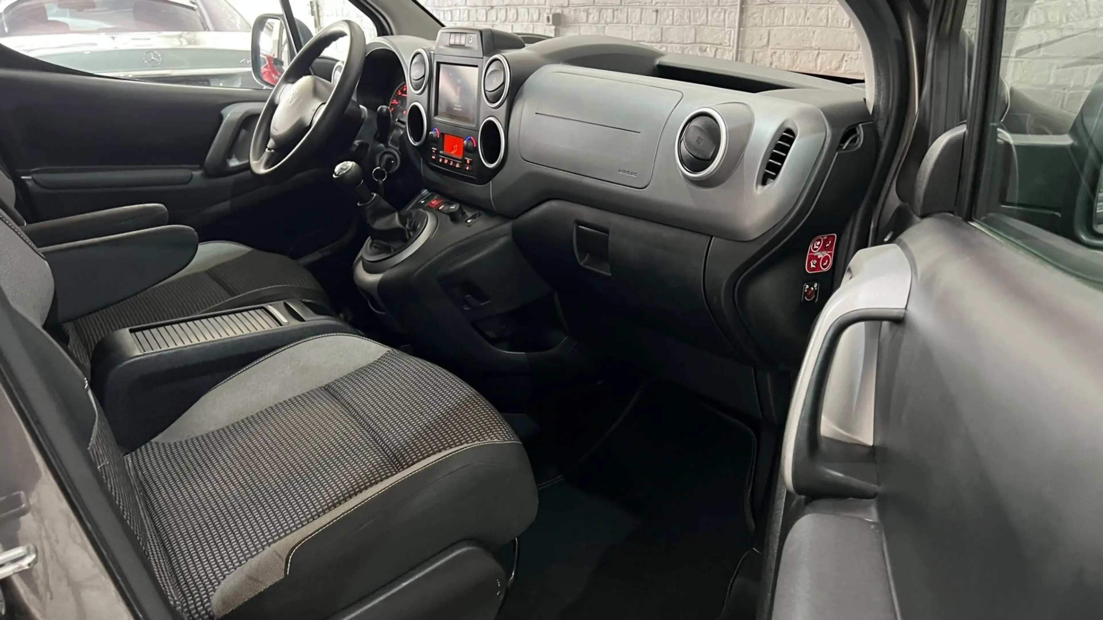 Peugeot Partner Partner Tepee 1.2 PureTech Style S — photo 7