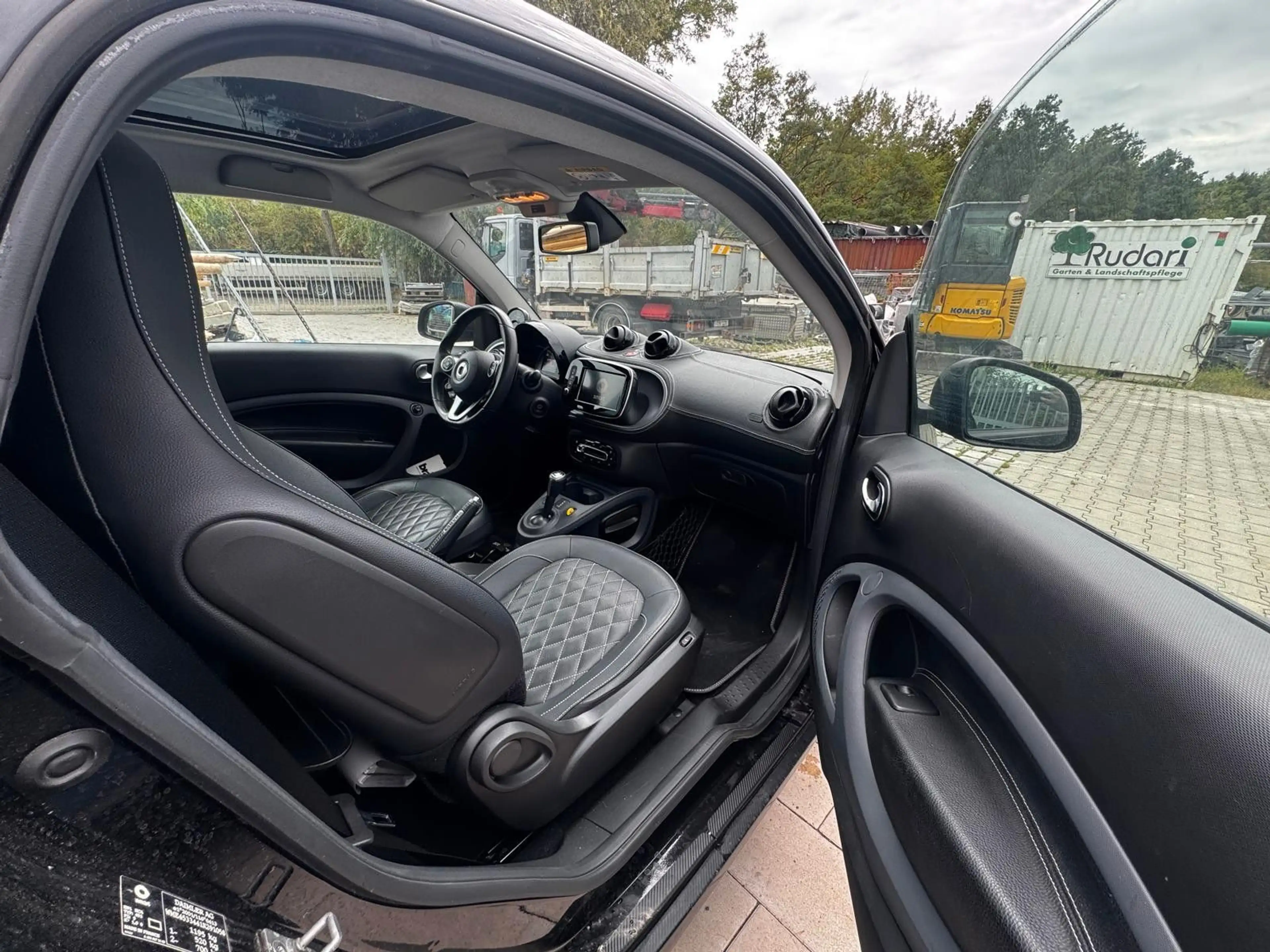 smart forTwo fortwo coupe Basis 66 kW — photo 9