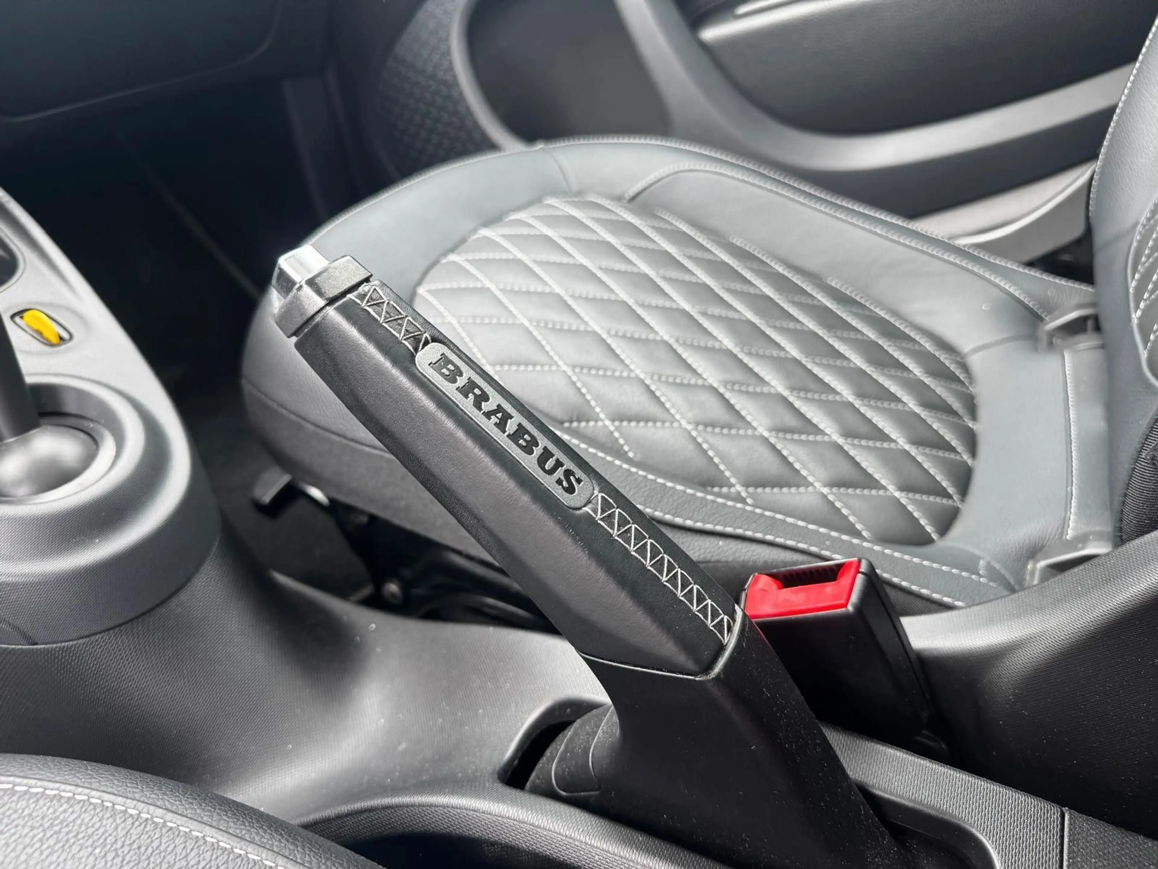 smart forTwo fortwo coupe Basis 66 kW — photo 14