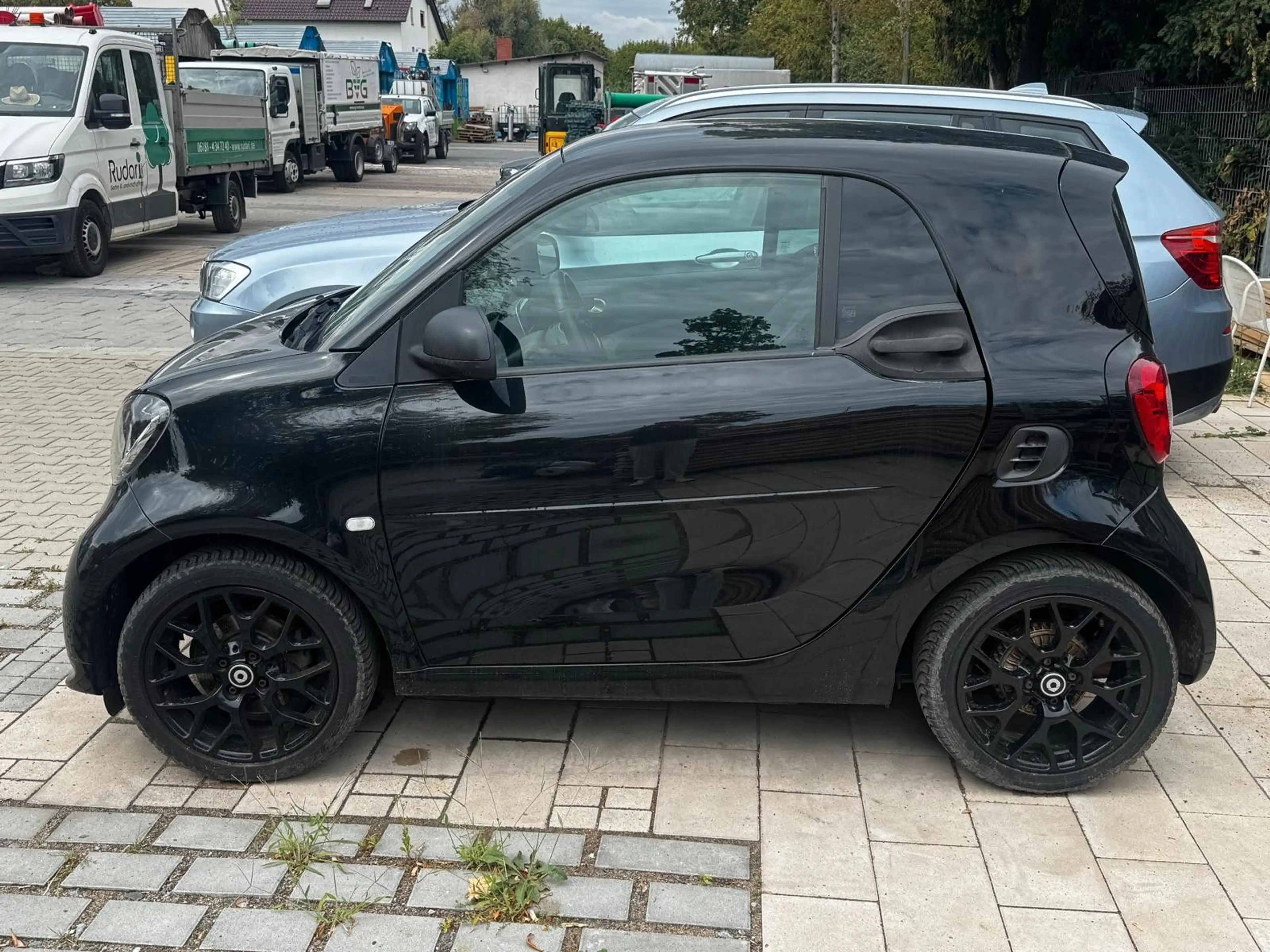smart forTwo fortwo coupe Basis 66 kW — photo 4