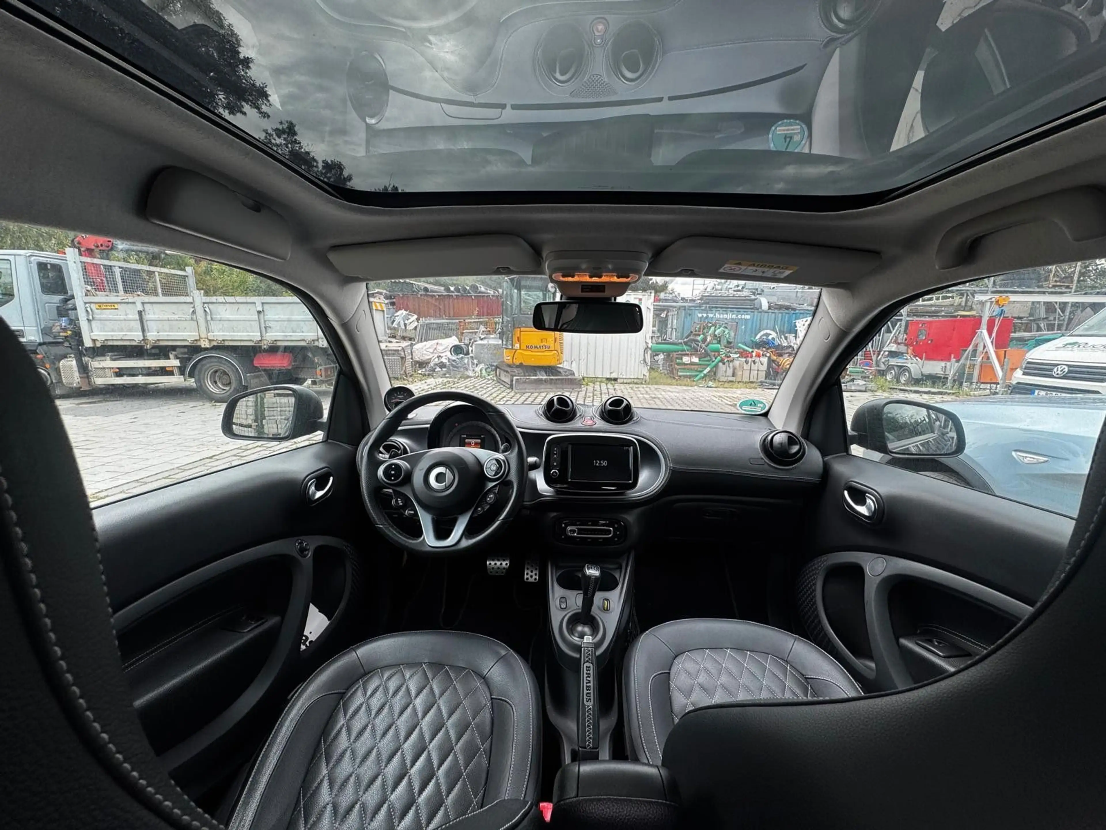 smart forTwo fortwo coupe Basis 66 kW — photo 13
