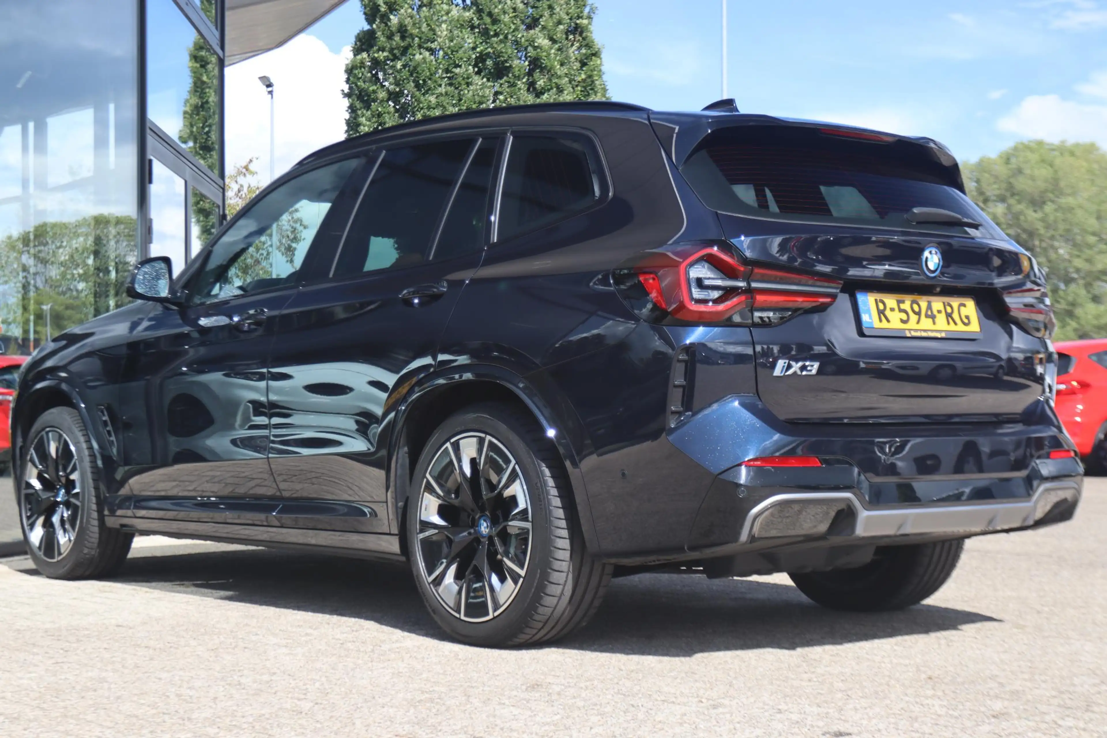 BMW iX3 EXECUTIVE M-SPORT 80 KWH SOH 96.8%| PANO | LEDER | — photo 11