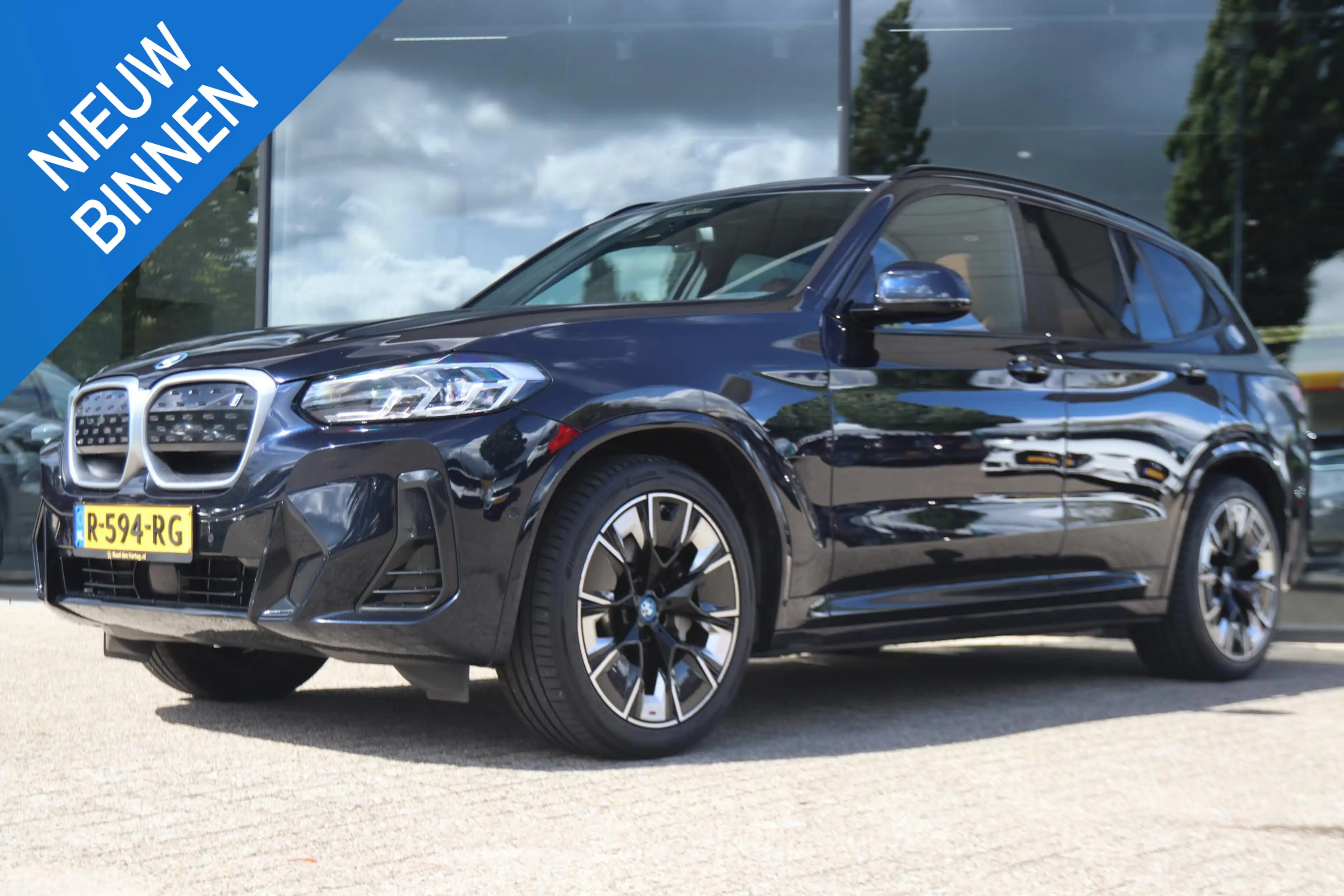 BMW iX3 EXECUTIVE M-SPORT 80 KWH SOH 96.8%| PANO | LEDER |