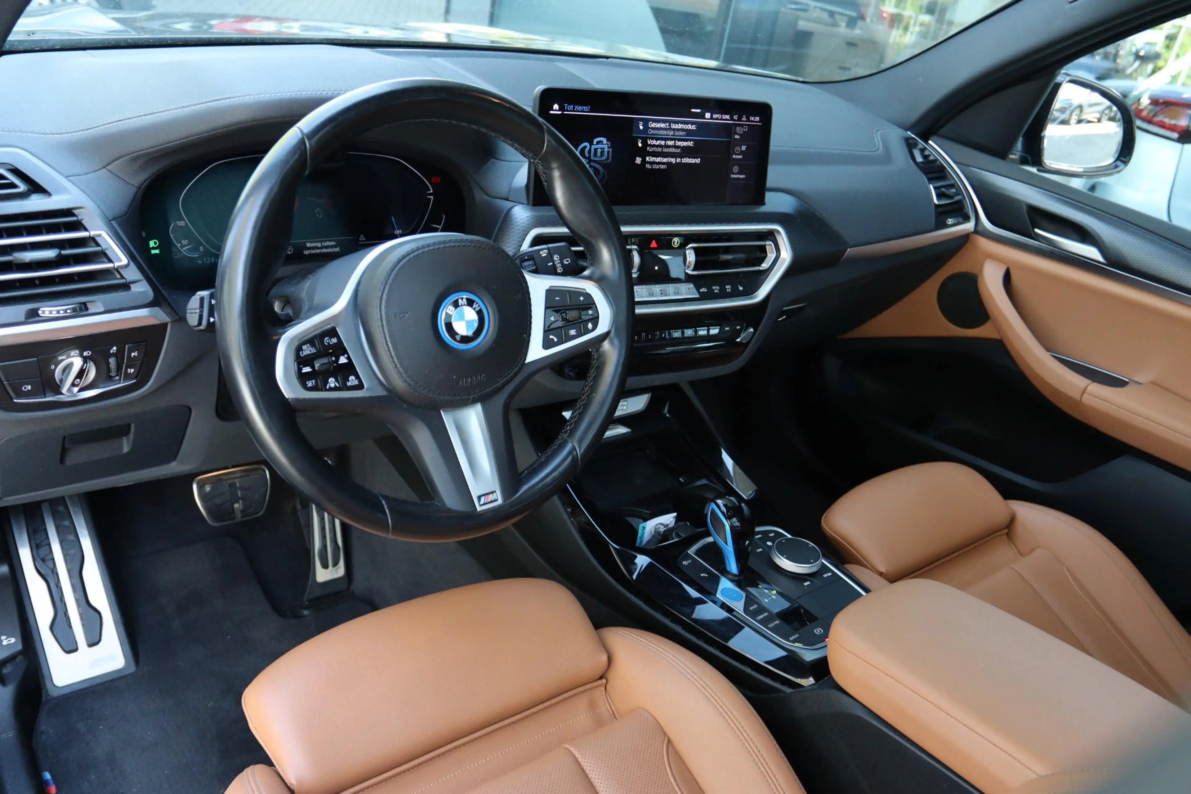 BMW iX3 EXECUTIVE M-SPORT 80 KWH SOH 96.8%| PANO | LEDER | — photo 3