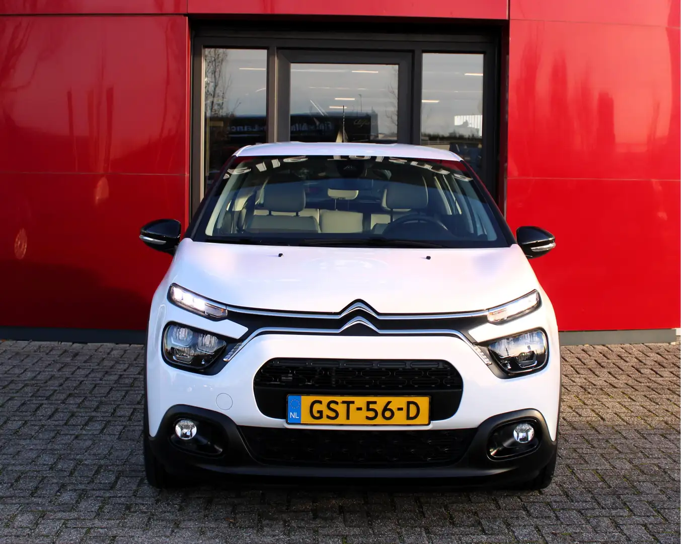 Citroen C3 1.2 PureTech Feel | Carplay | 16" Lichtmetalen Vel Wit - 2