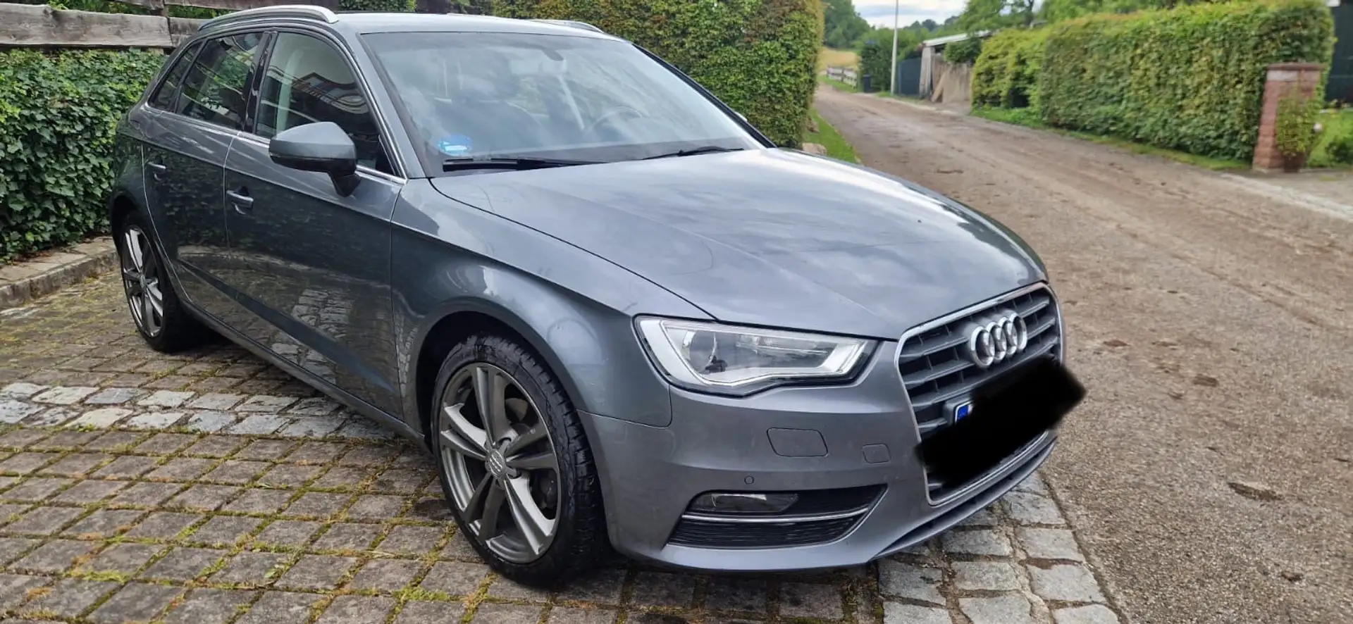 Audi A3 ambiente Grijs - 1