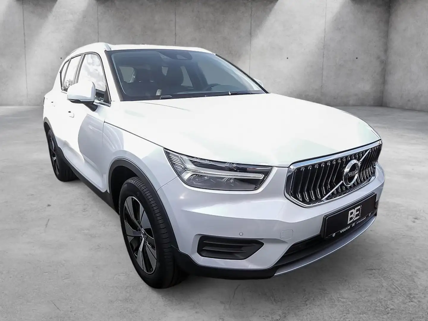Volvo XC40 T4 Inscription Expression Recharge LED Weiß - 2