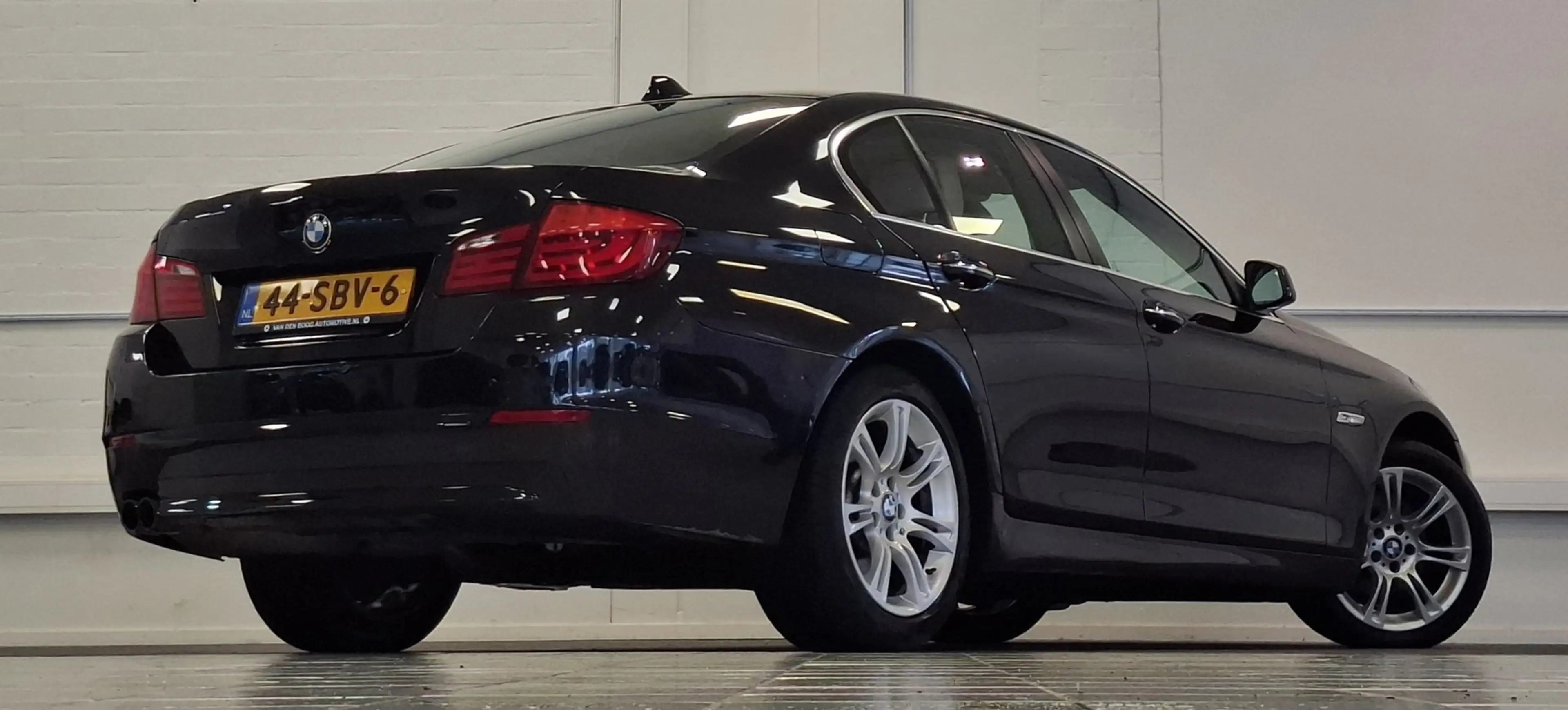 BMW 523 5-serie 523i Executive 2e Eigenaar Leder Navi Head — photo 6