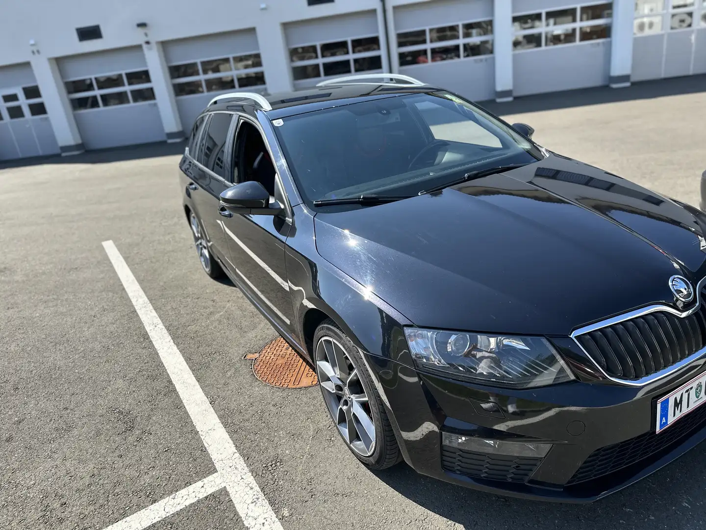 Skoda Octavia Combi 2.0 TDI (Green tec) RS - 1