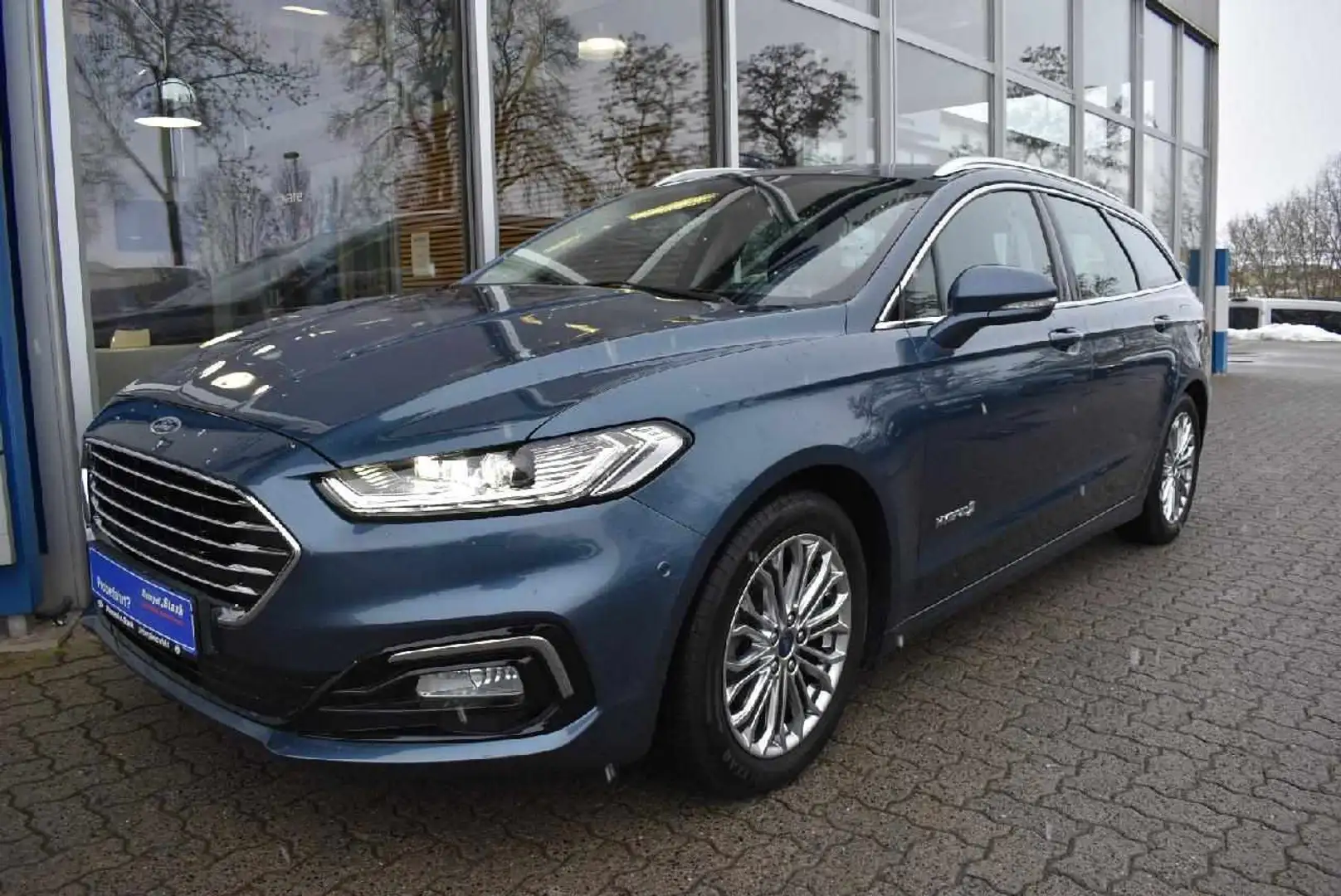 Ford Mondeo Hybrid Titanium Azul - 2