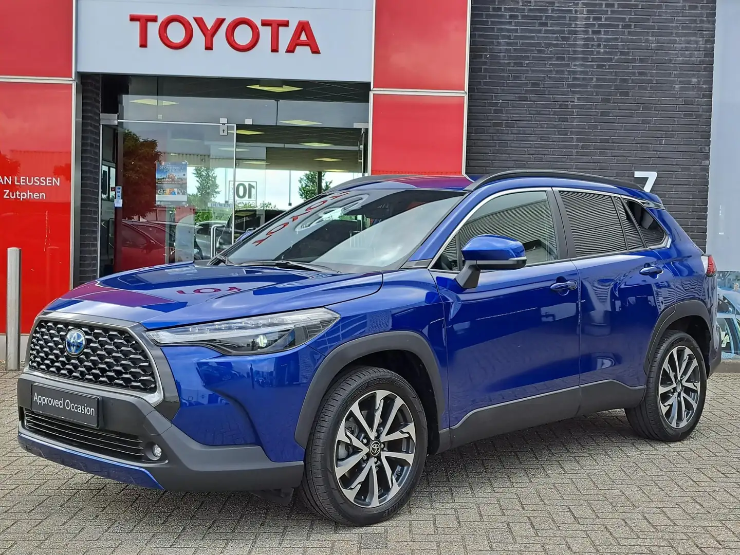 Toyota Corolla Cross 2.0 High Power Hybrid First Edition PARKSENSOREN A Azul - 1