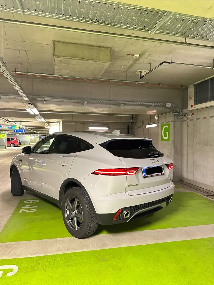 Jaguar E-Pace 2.0DI4 D180 S AWD 17" Aut. - 2