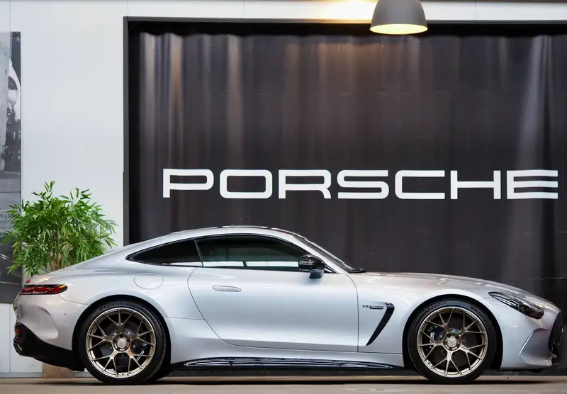 MERCEDES-BENZ Amg Gt