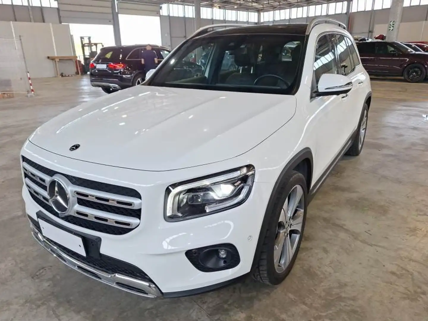 Mercedes-Benz GLB 200 GLB - X247 2019 d Sport Plus auto Bianco - 1