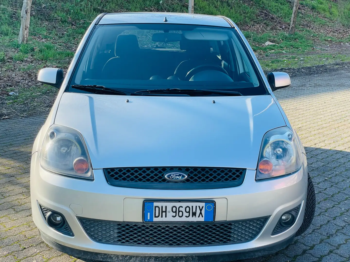 Ford Fiesta Fiesta 5p 1.2 Plus Argento - 2