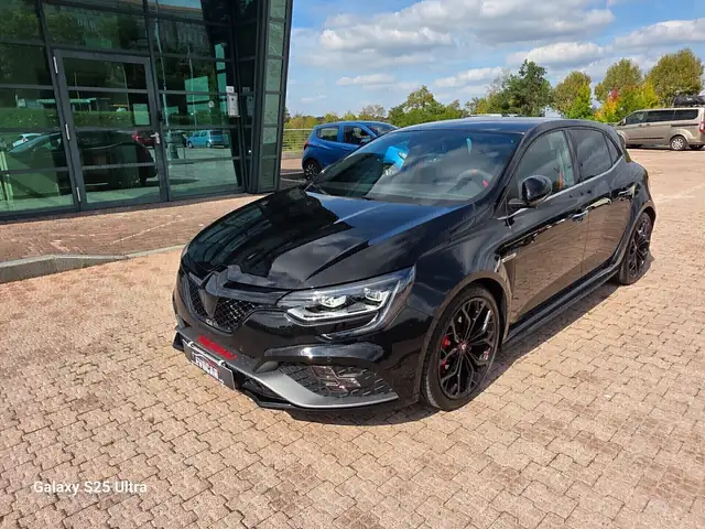 Renault Megane 300 CV R.S. Trophy 4Control