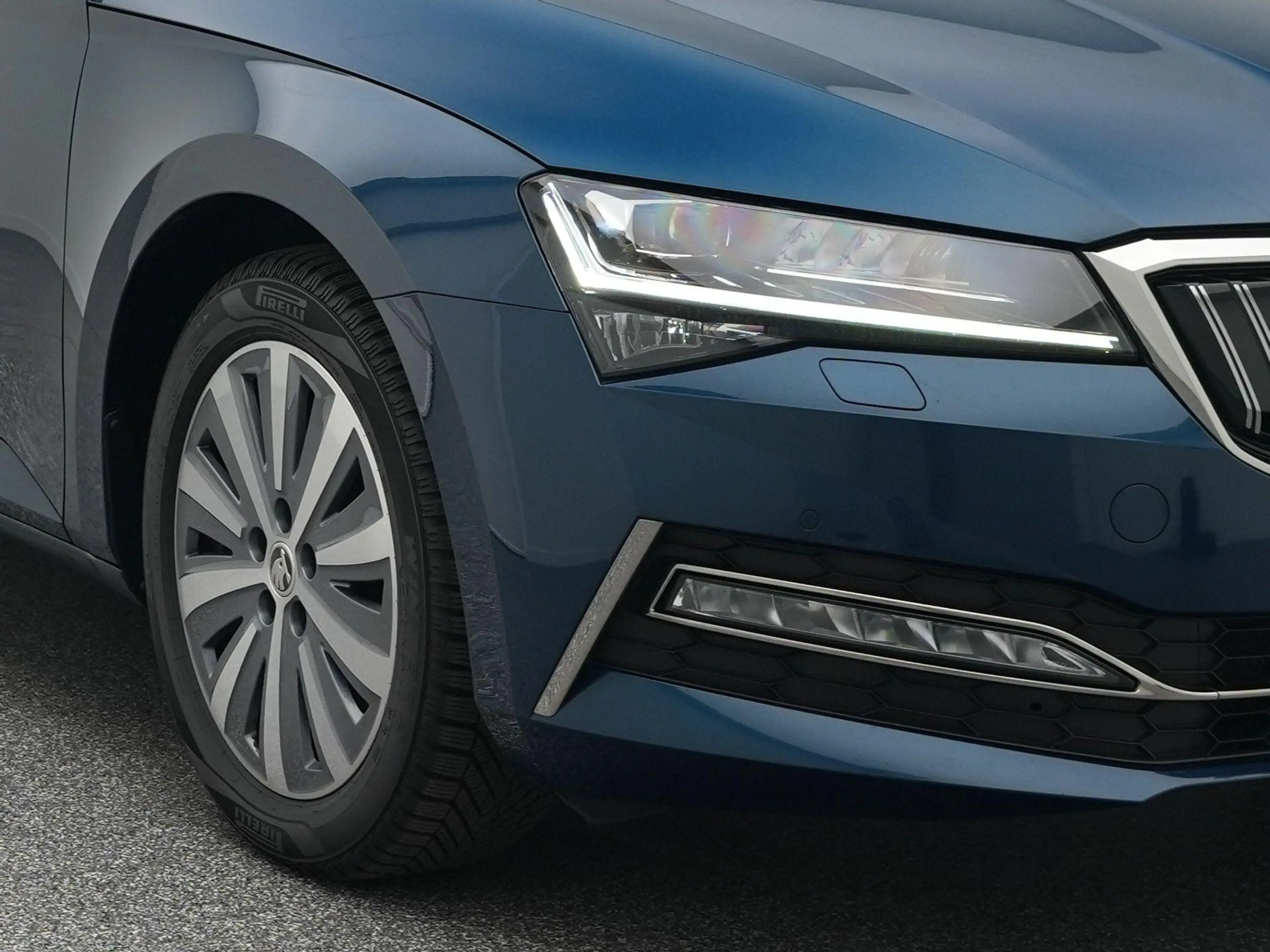 Skoda Superb Combi 1.4 TSI iV Business Edition | Trekhaak | ACC — photo 15