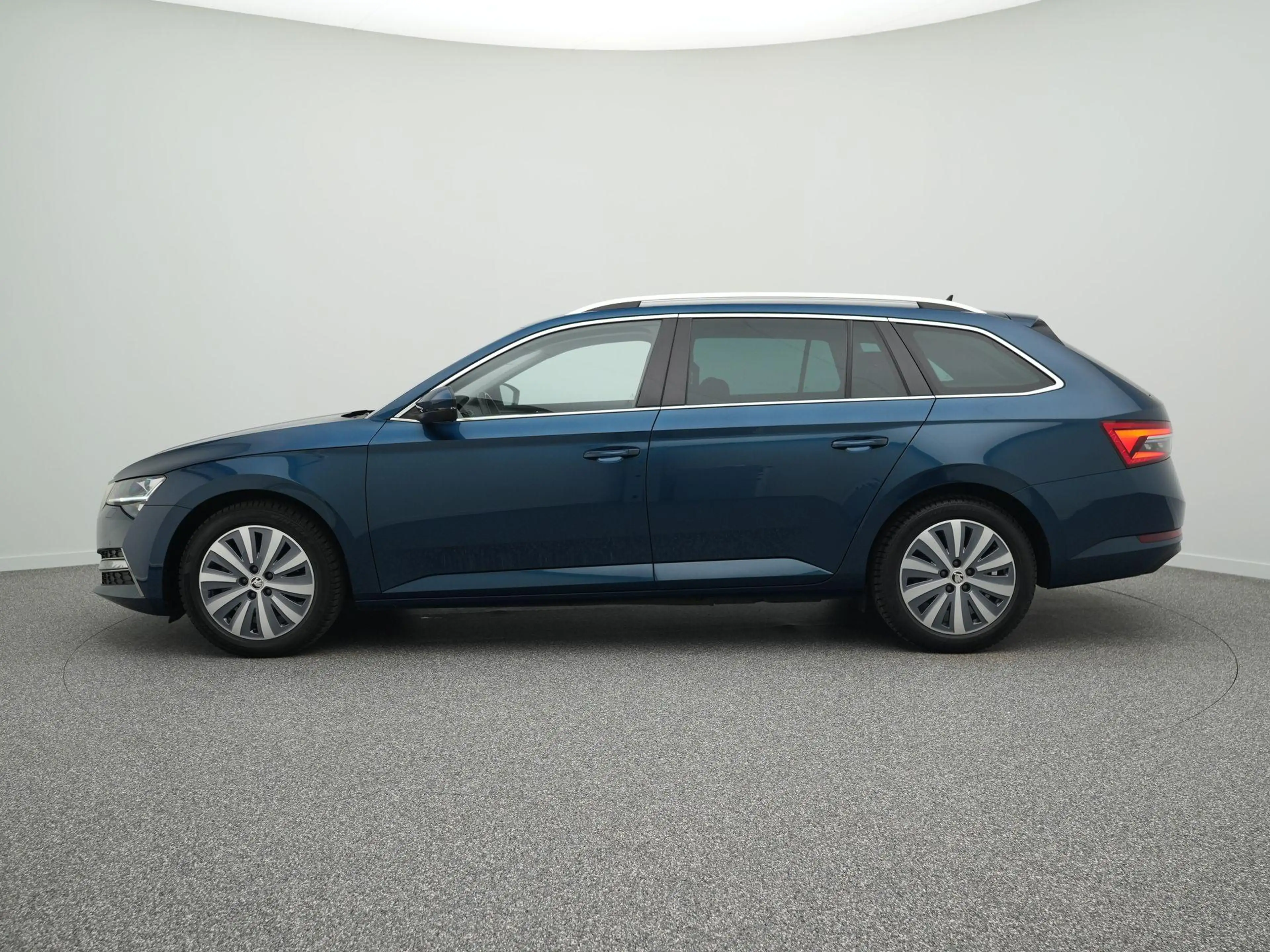 Skoda Superb Combi 1.4 TSI iV Business Edition | Trekhaak | ACC — photo 12