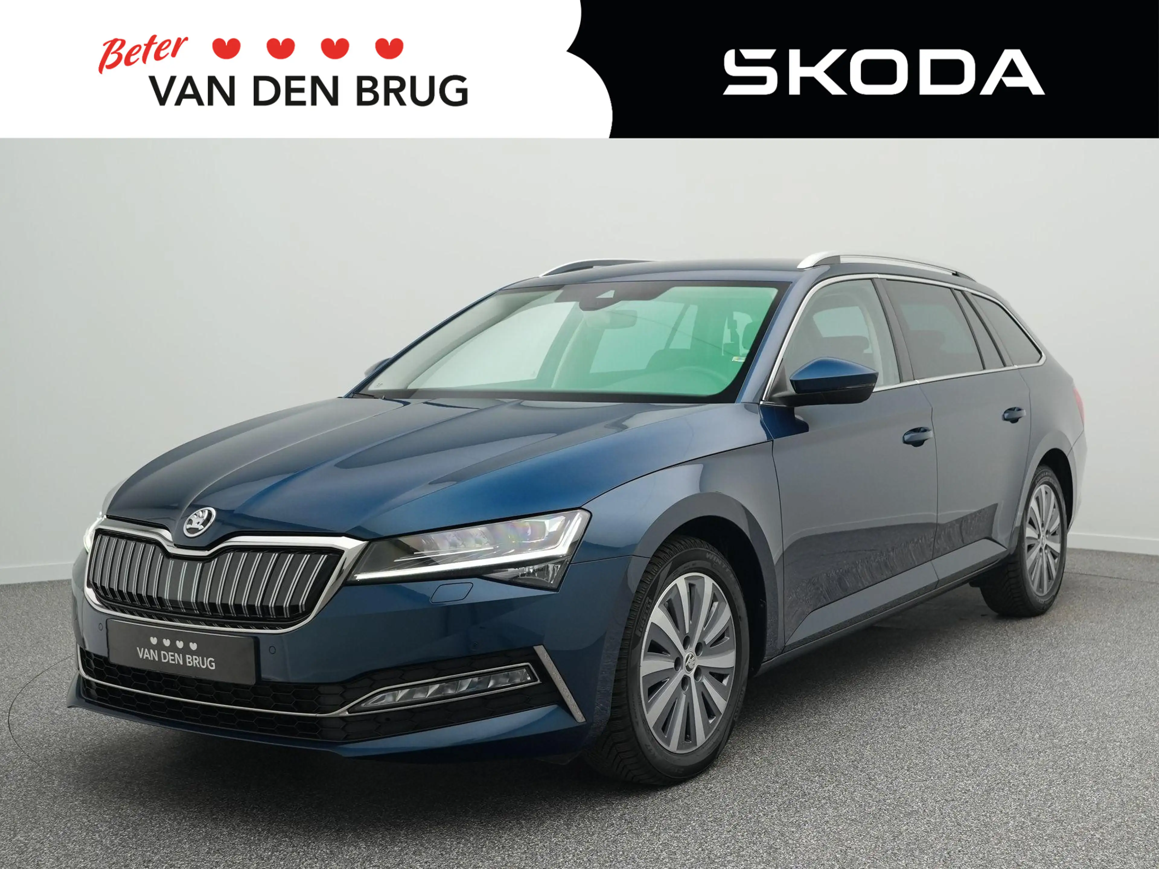 Skoda Superb Combi 1.4 TSI iV Business Edition | Trekhaak | ACC