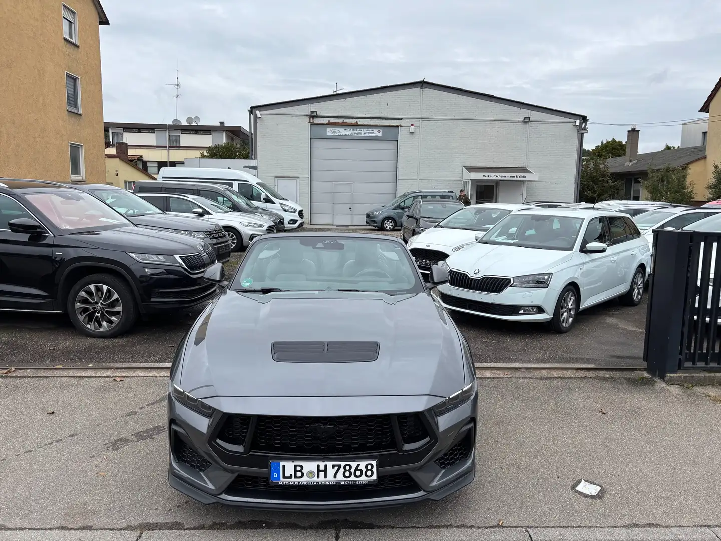 Ford Mustang 5.0 Ti-VCT V8 328 GT California Auto. Grau - 2