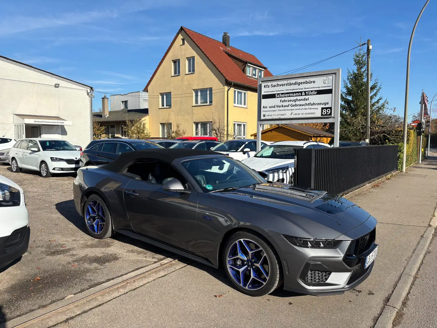Ford Mustang 5.0 Ti-VCT V8 328 GT California Auto. Grau - 1