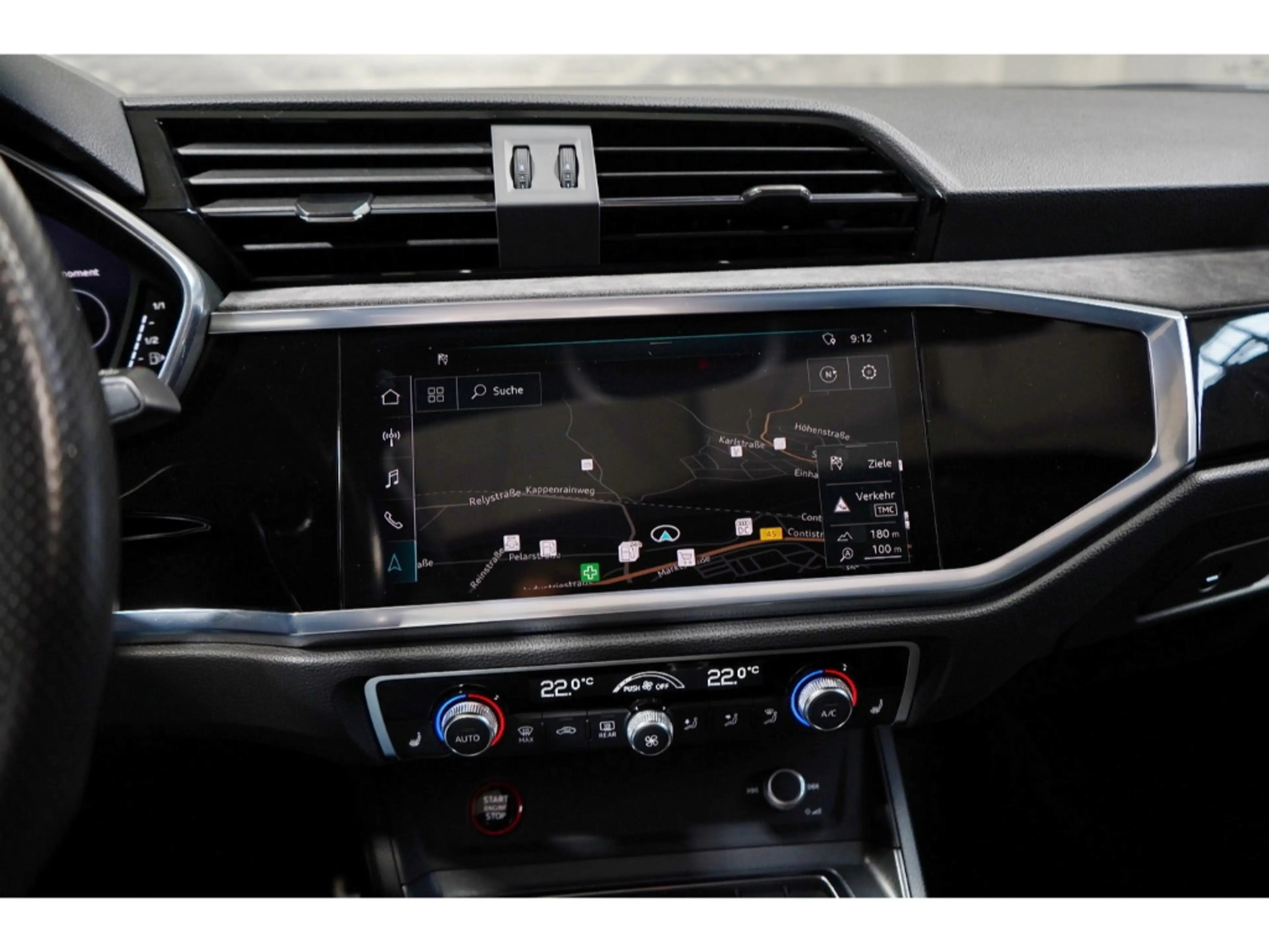 Audi RS Q3 Sportback quattro B&O Pano AHK RS-AGA 280 — photo 9