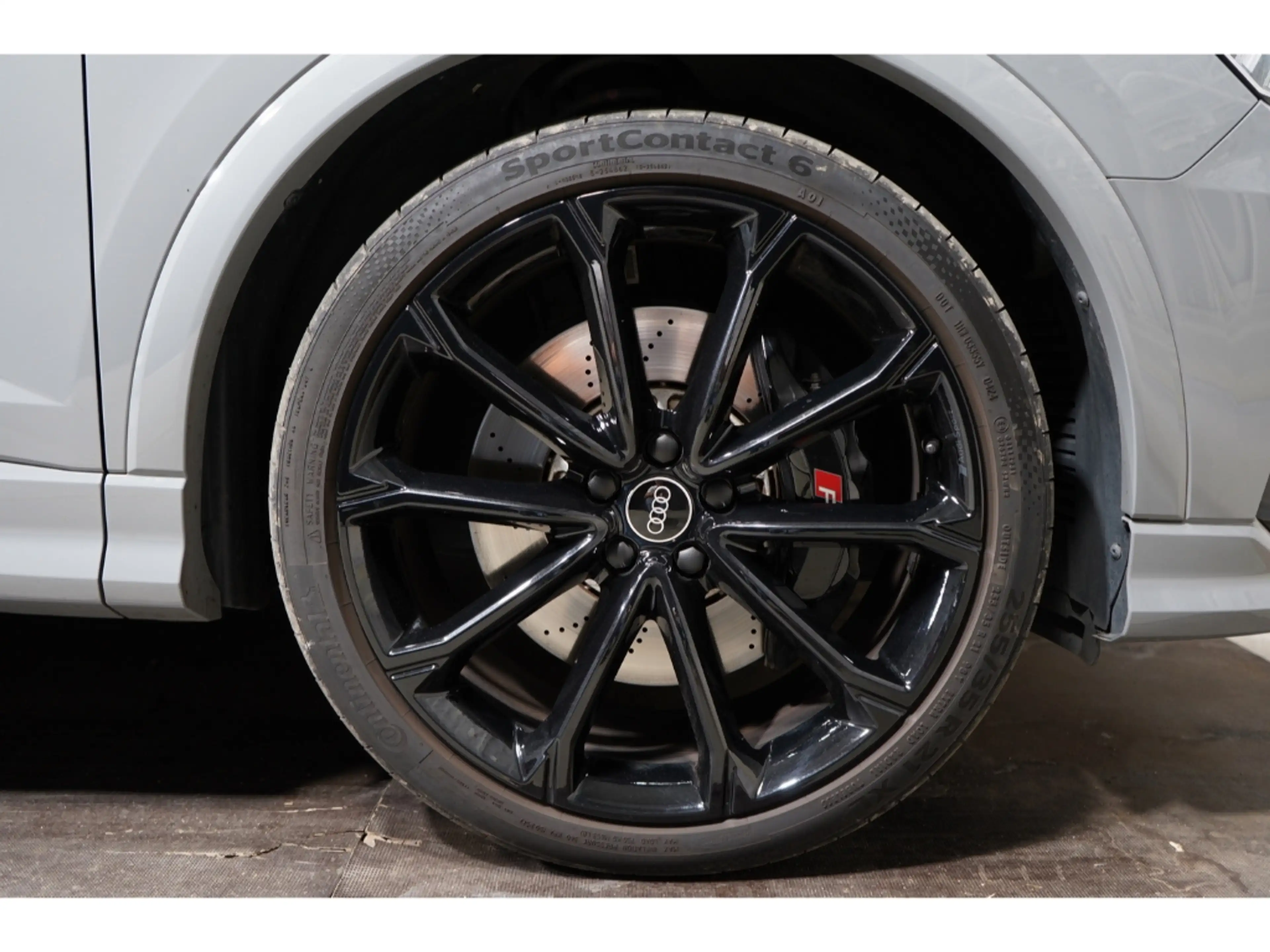 Audi RS Q3 Sportback quattro B&O Pano AHK RS-AGA 280 — photo 14