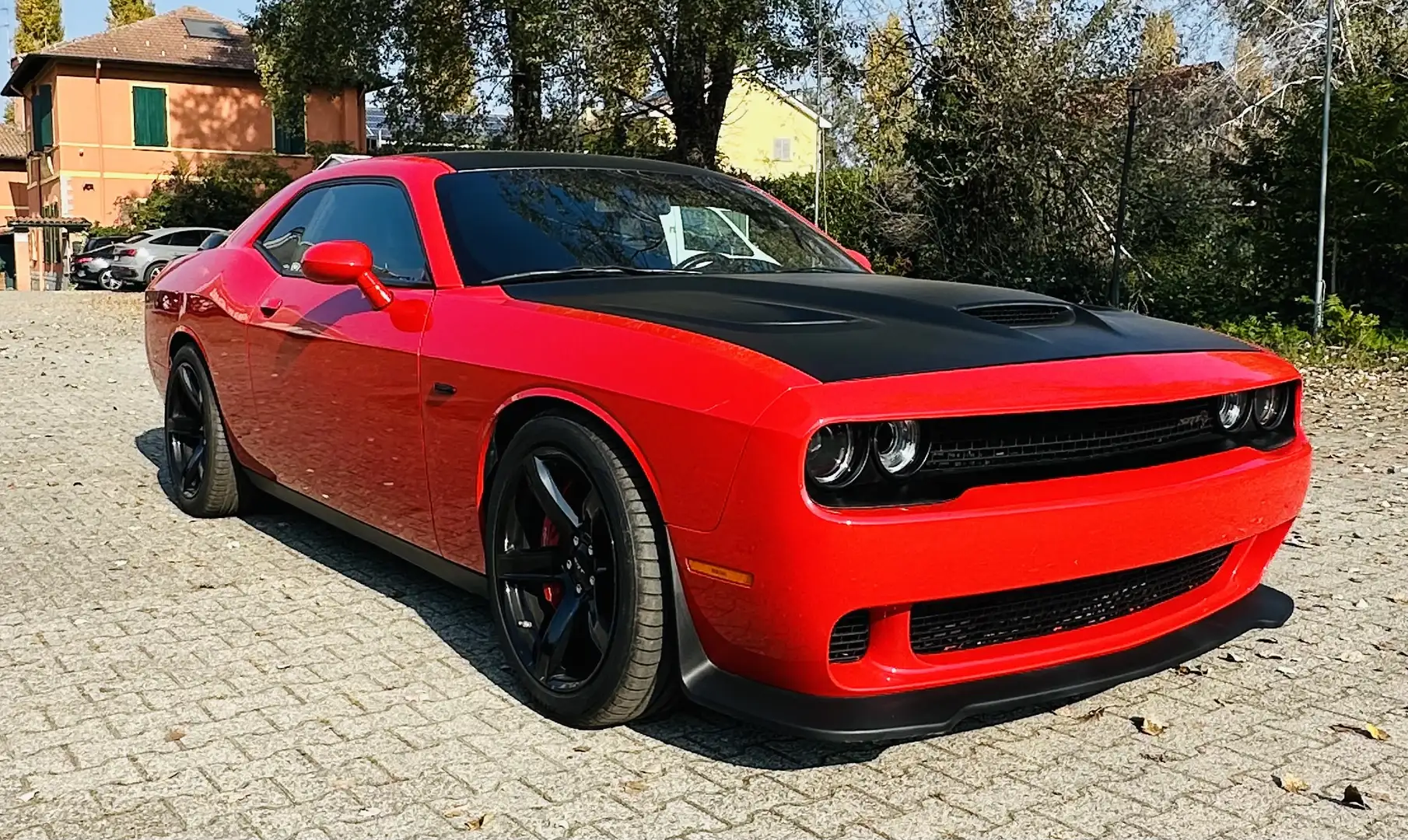 Dodge Challenger 6.2 V8 SRT Hellcat 707cv at8 - 1