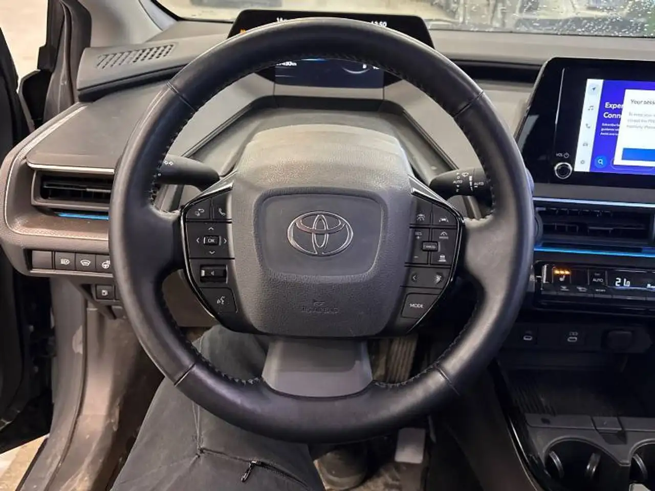 Toyota Prius снимка Toyota Prius