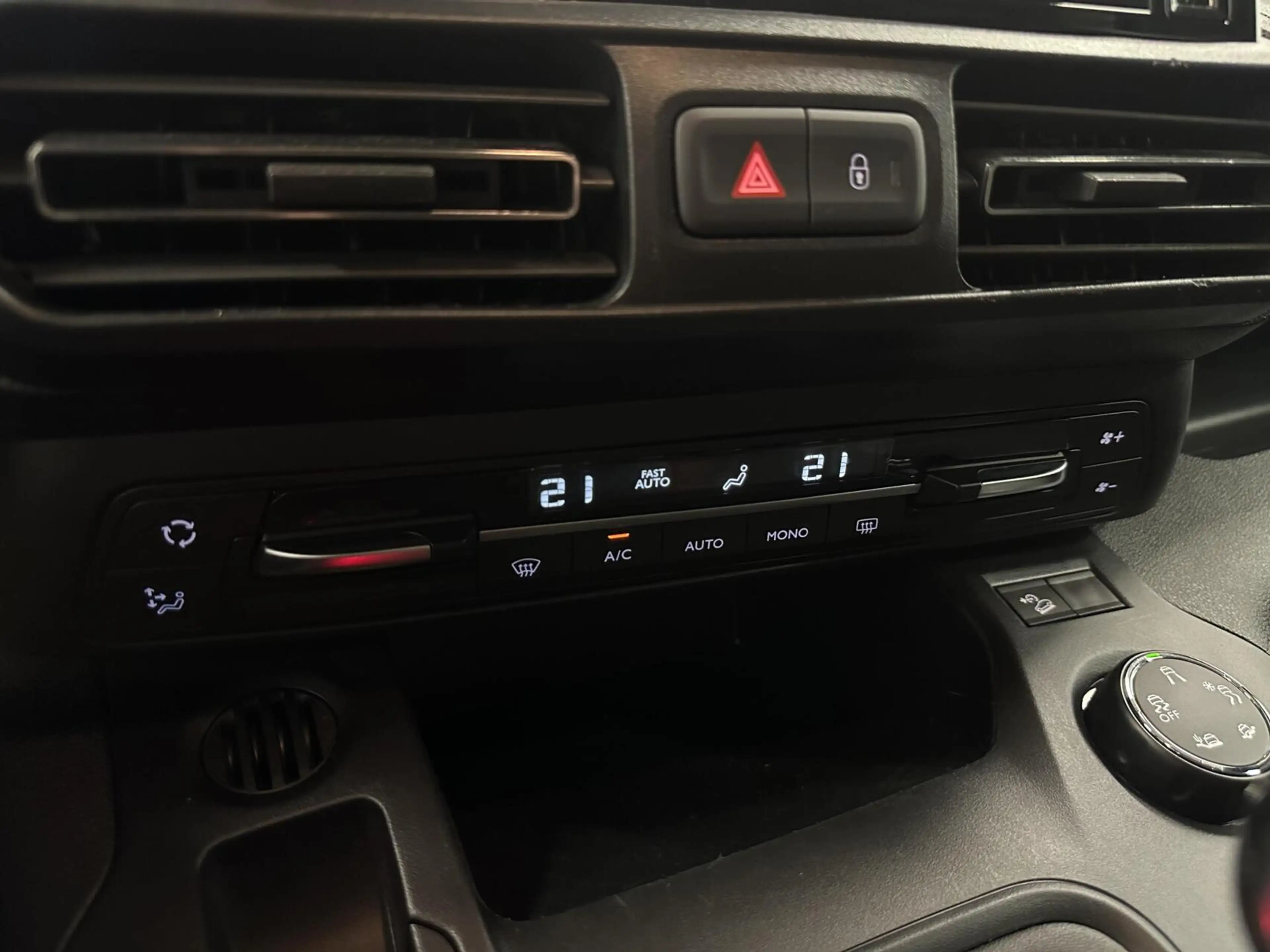 Opel Combo Life 1.2 Turbo L2H1 Edition TREKHAAK LM CRUISE CAMERA E — photo 50
