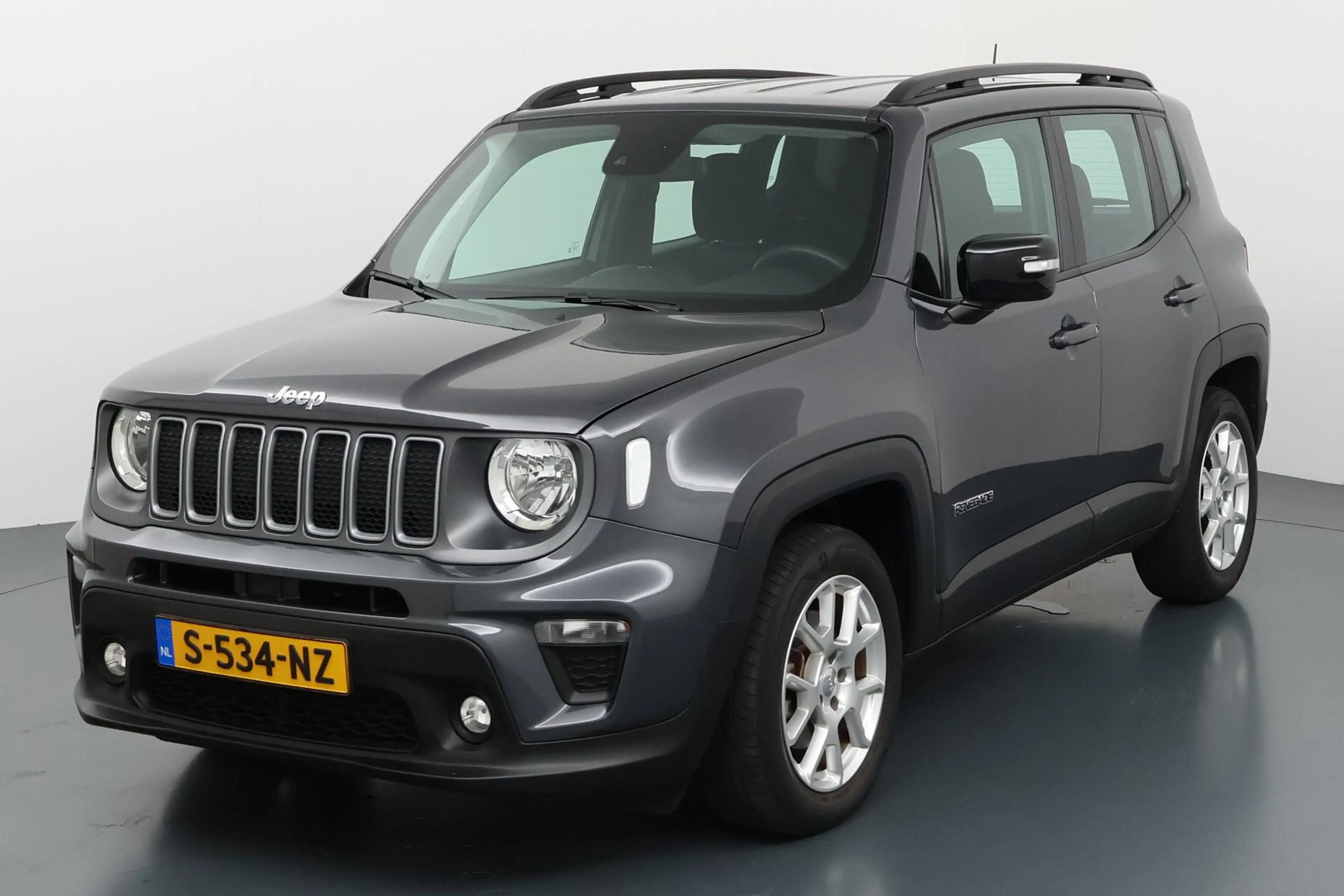 Jeep Renegade 1.5T e-Hybrid Limited Compact avontuur met een sli — photo 7
