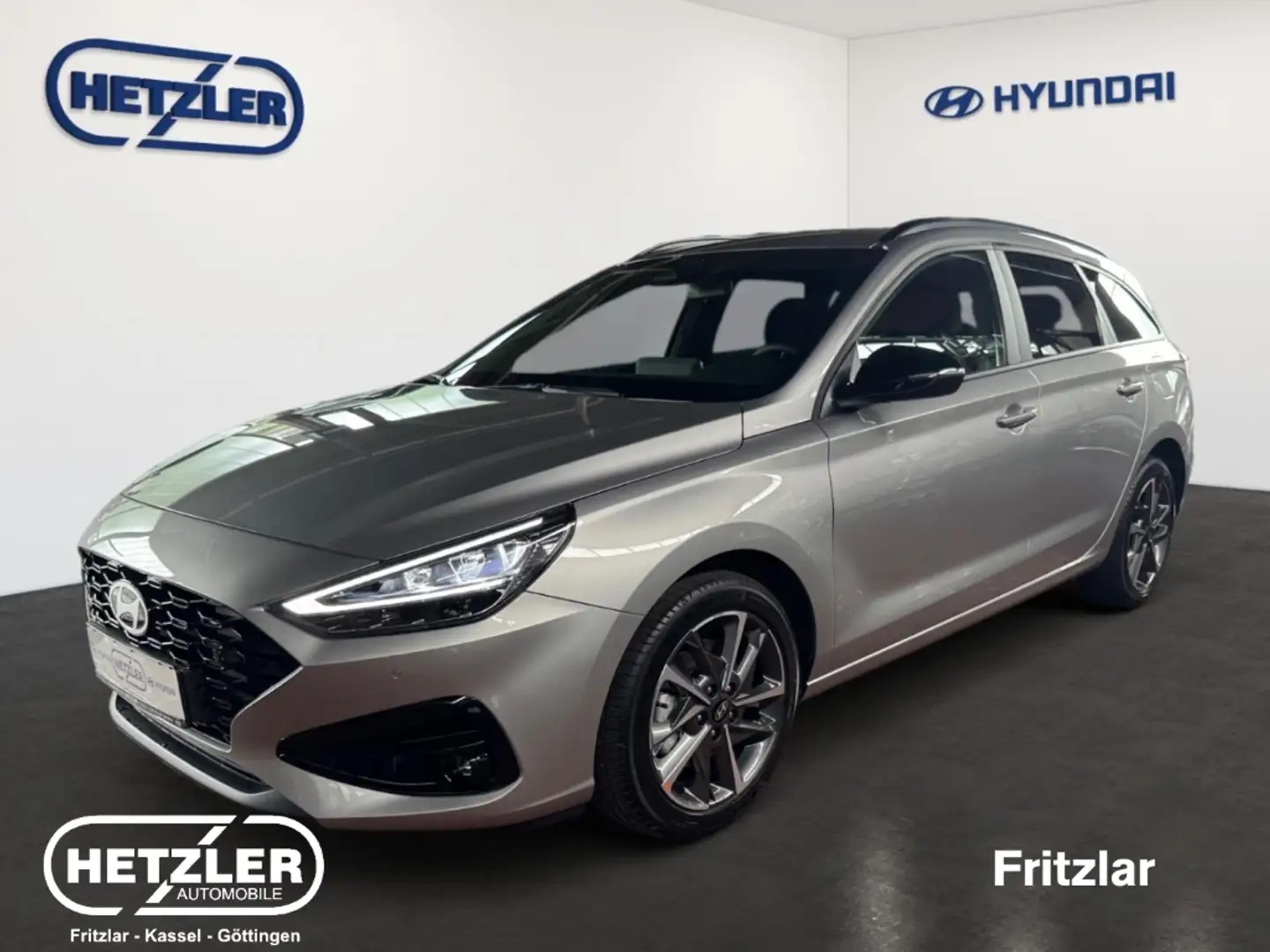 Hyundai i30 Kombi Advantage Mild-Hybrid 1.5 T-GDI EU6e Navi LE Zilver - 1