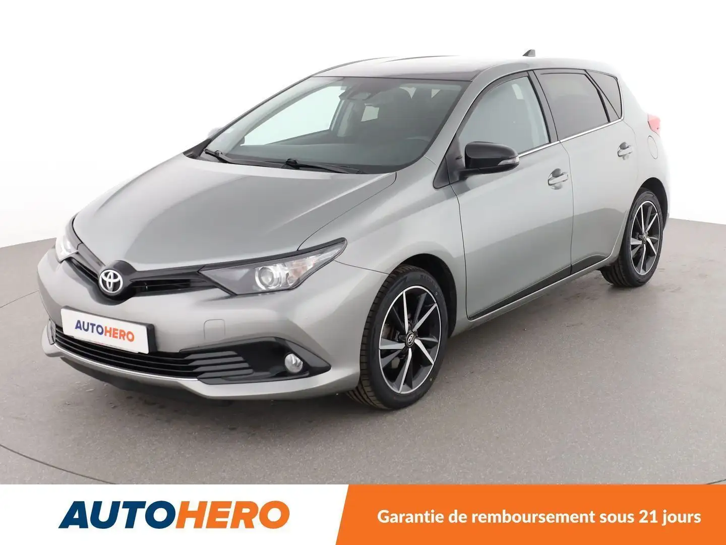 Toyota Auris 1.2T Design Gris - 1