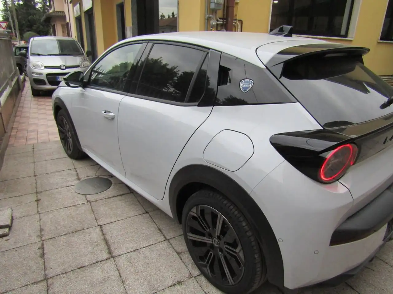 Lancia Ypsilon 2025