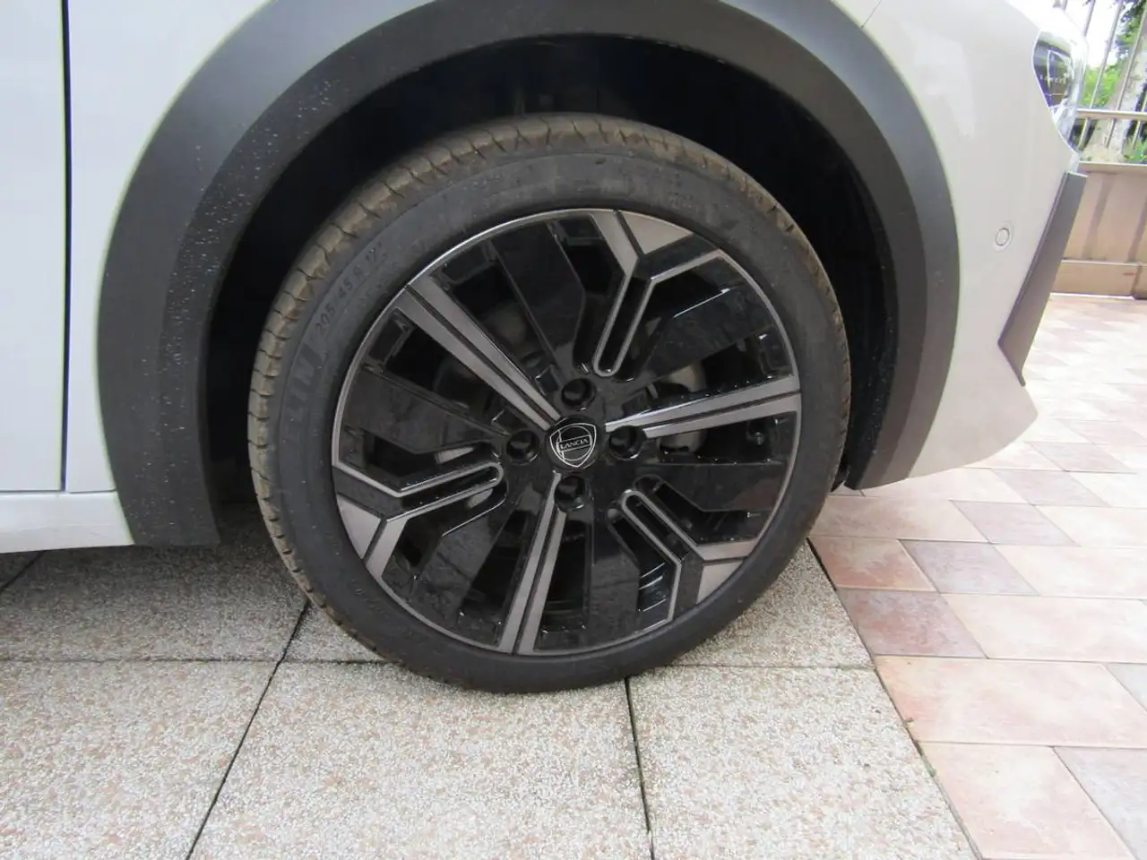 Lancia Ypsilon 2025 — фото 7