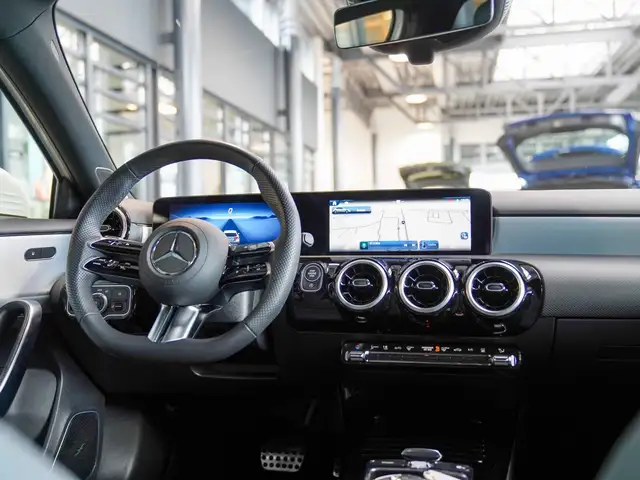 Mercedes-Benz A-Class view 8