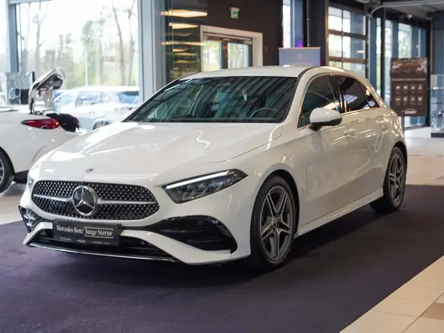 Mercedes-Benz A-Class view 3