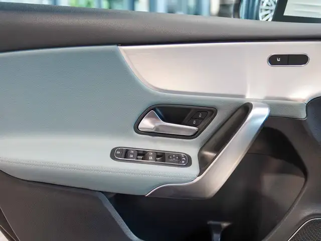 Mercedes-Benz A-Class view 12