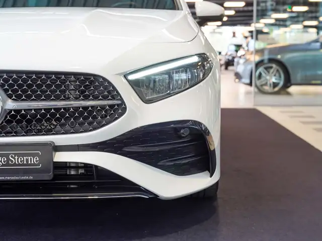 Mercedes-Benz A-Class view 4