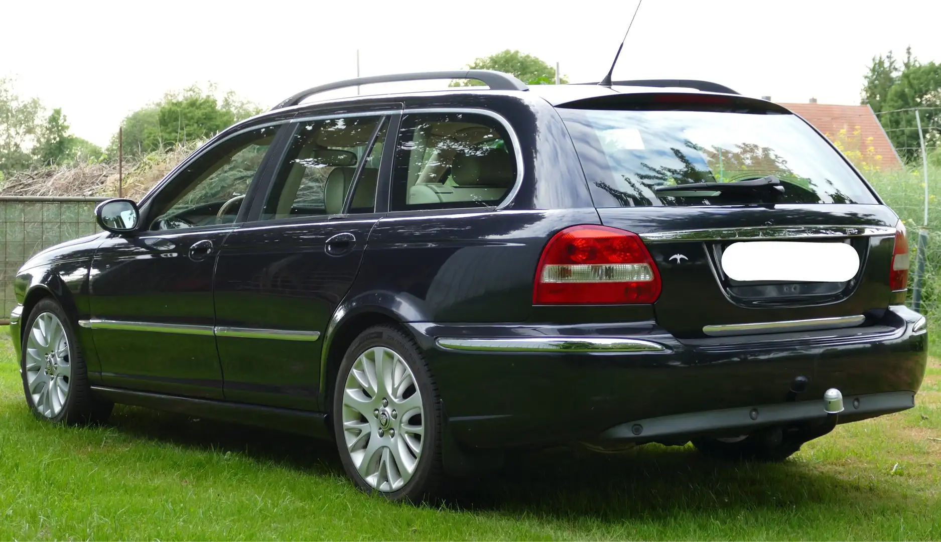 Jaguar X-Type X-Type Estate 2.2 Diesel Executive Schwarz - 2